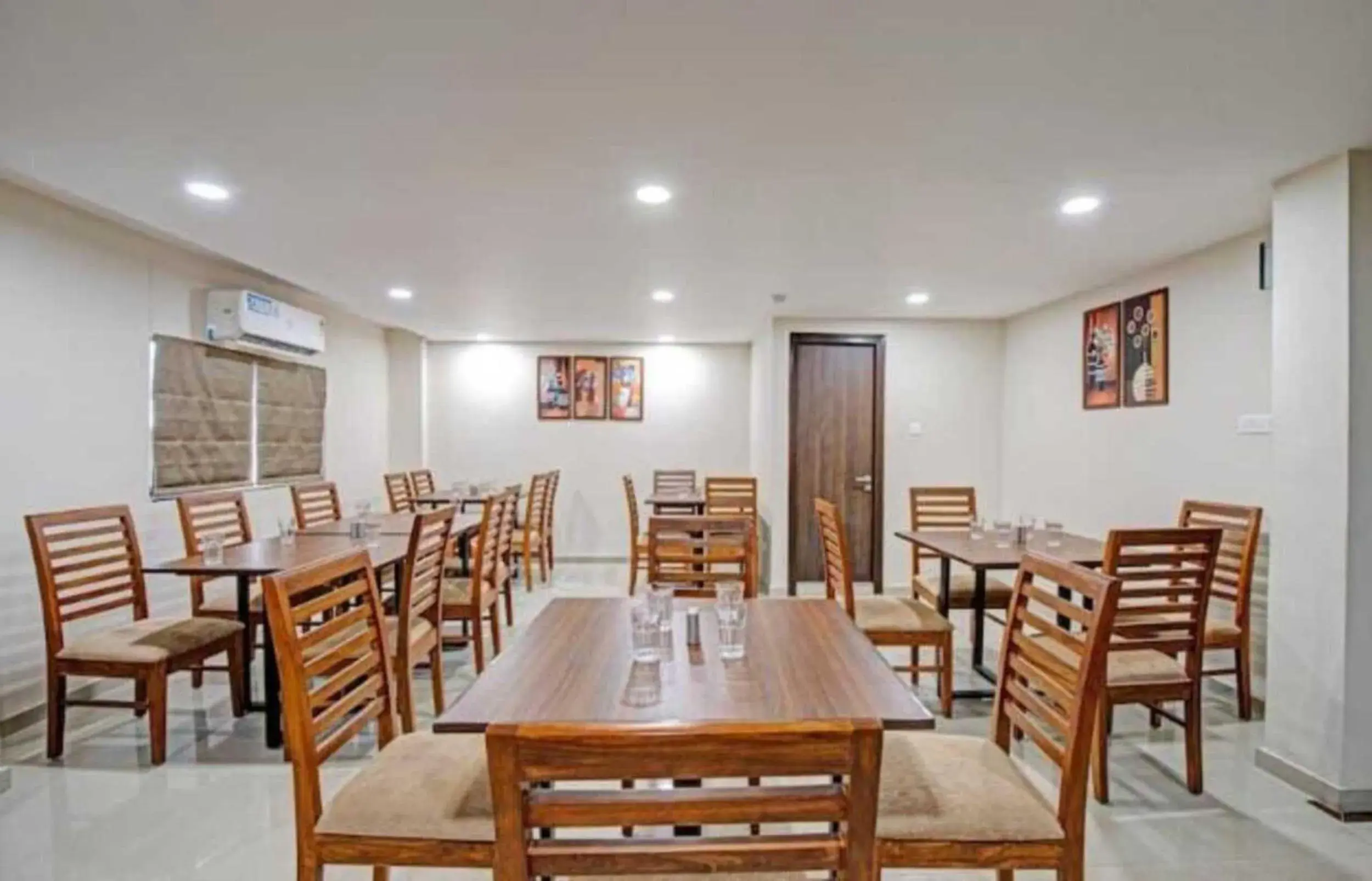Restaurant/places to eat in Alba Premier, Ahmedabad Restaurant/places to eat in Alba Premier, Ahmedabad