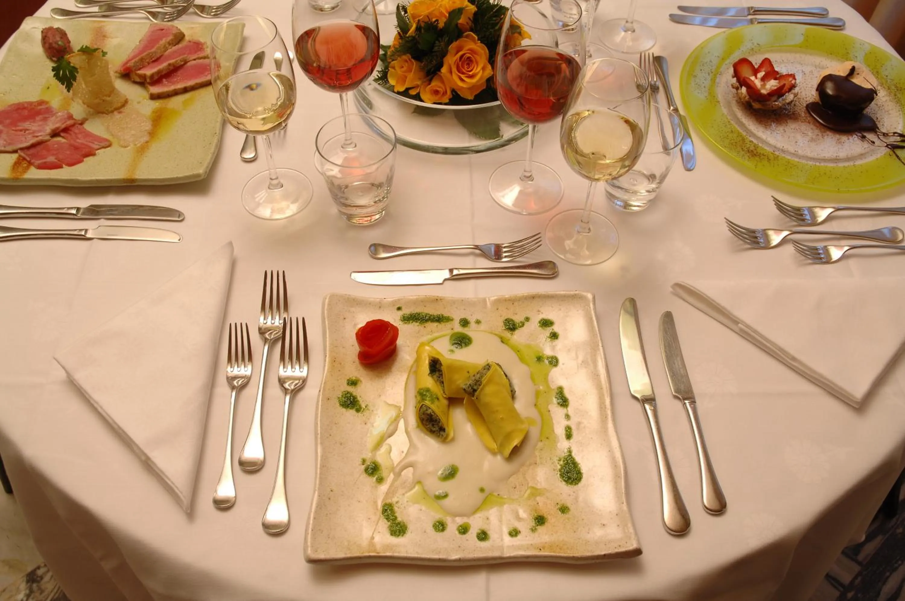 Restaurant/places to eat in Hotel Giglio