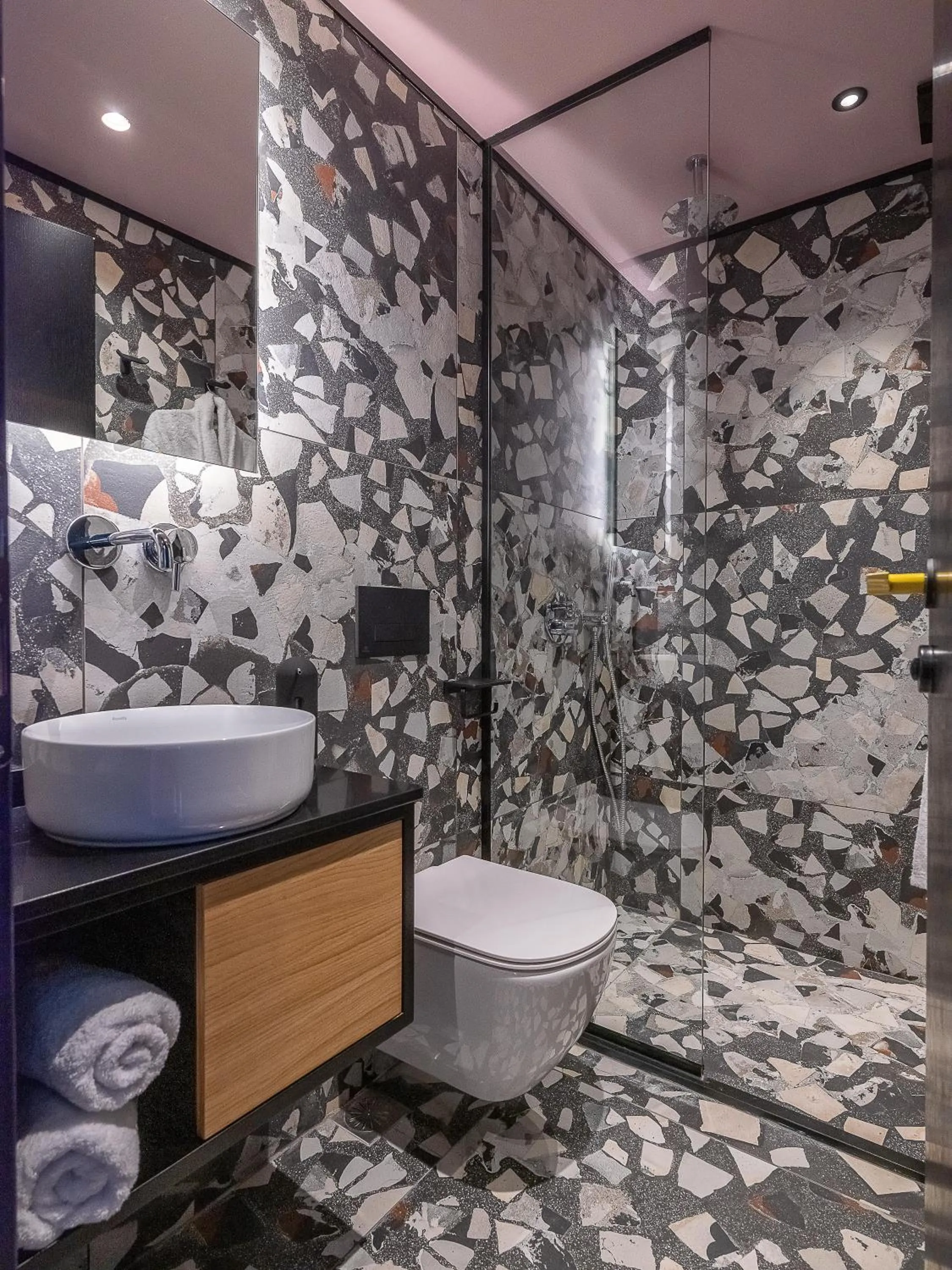 Shower in 3 Pines Design Living