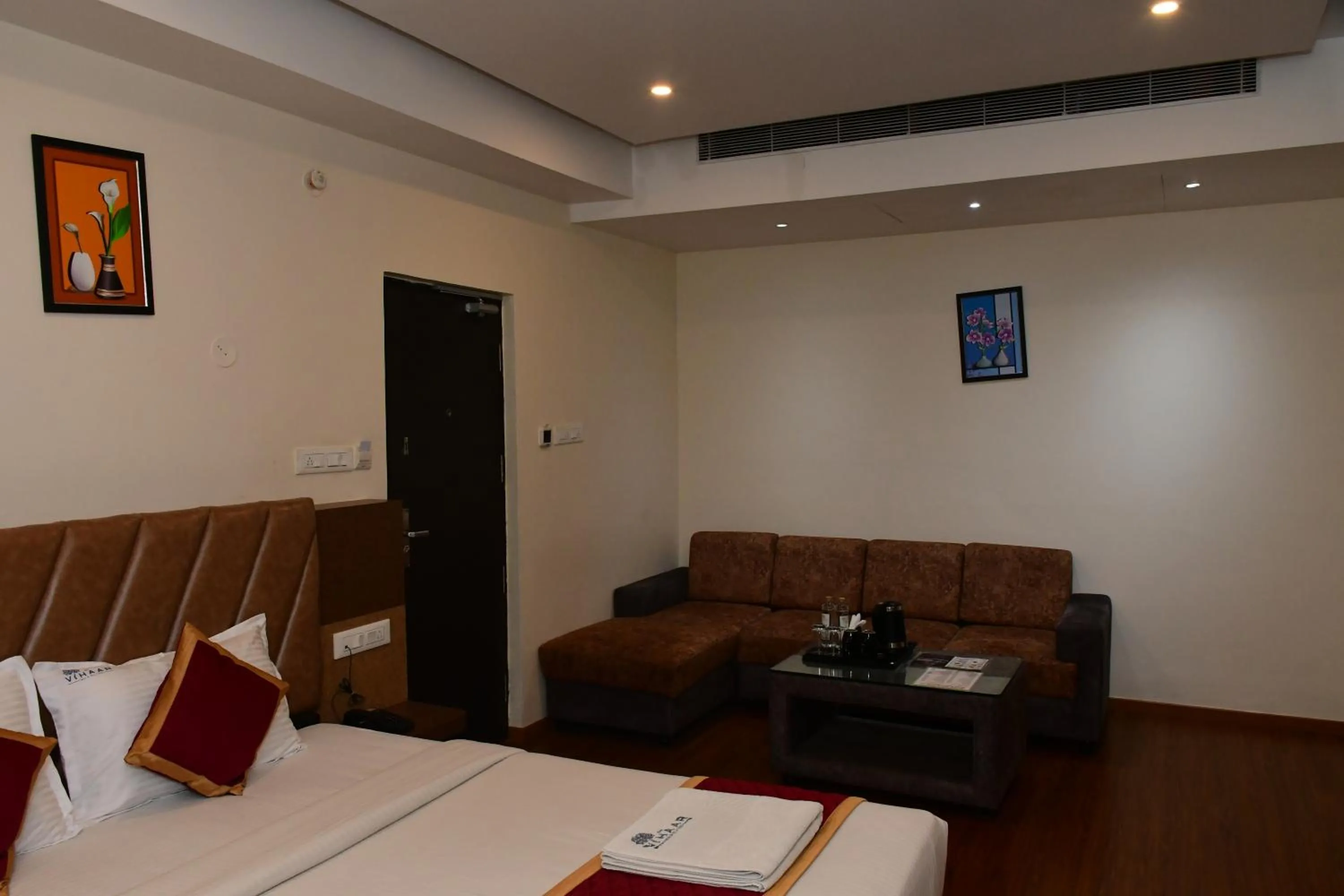 Seating area in Sai Vihaar Inn & Suites
