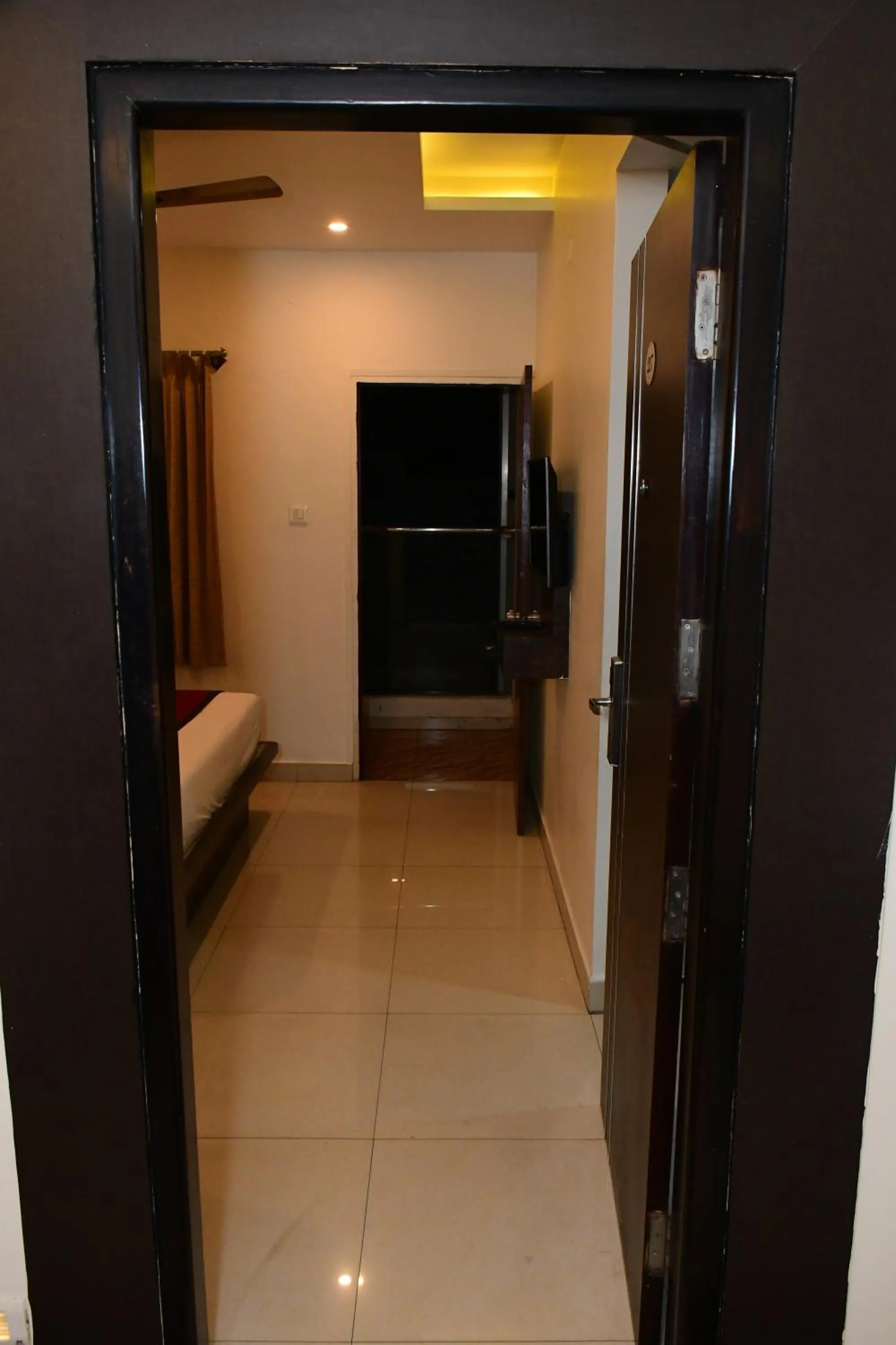 Photo of the whole room, Bed in Sai Vihaar Inn & Suites