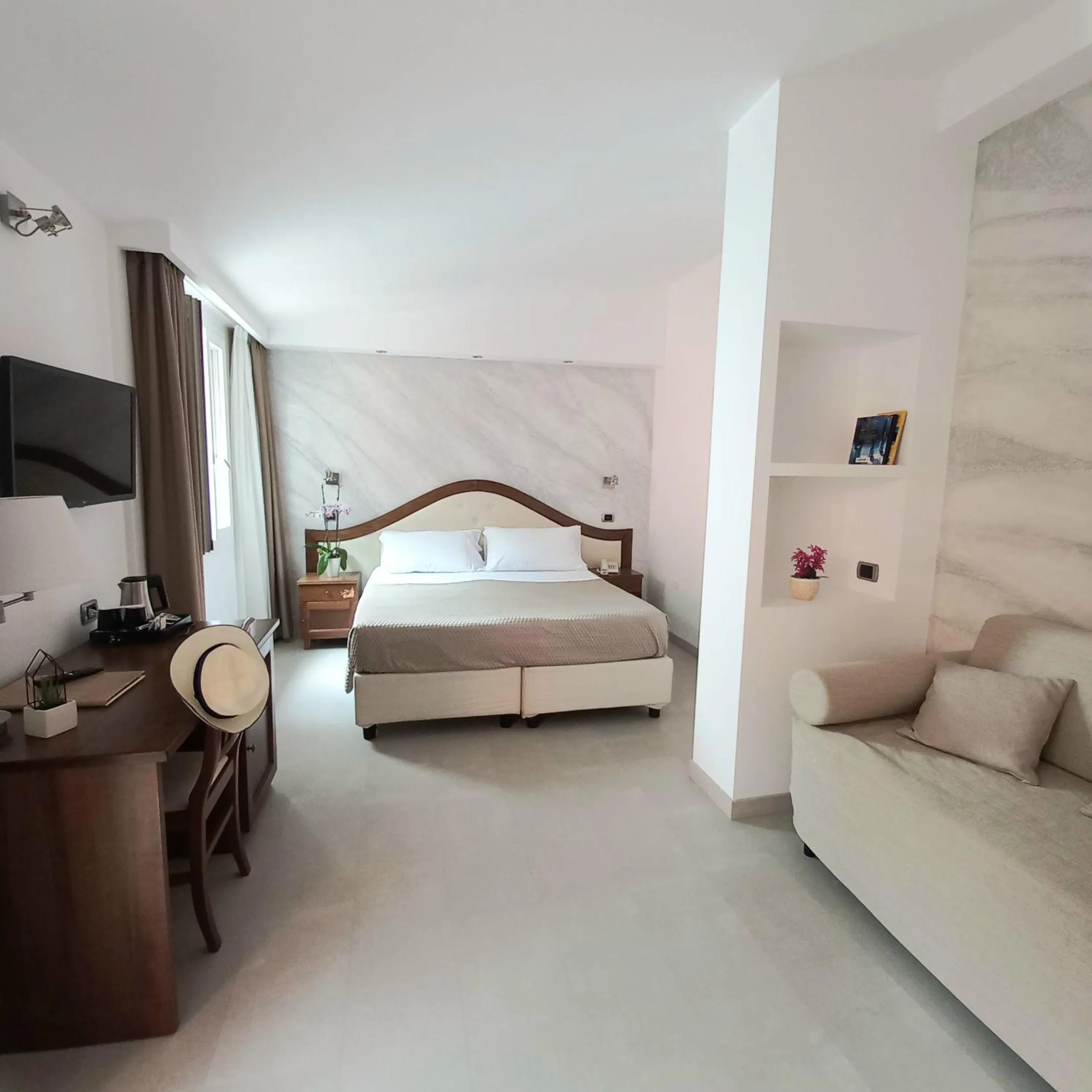 Bedroom, Bed in Hotel Nicoletta