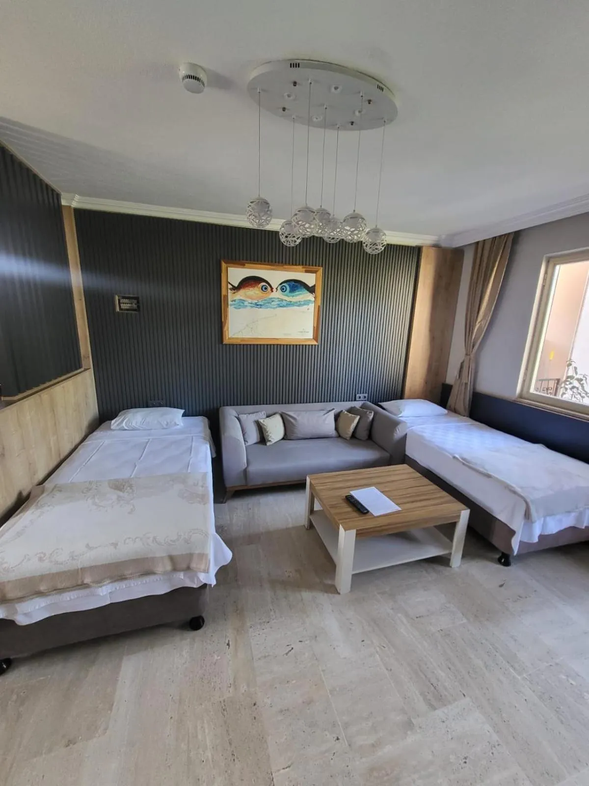 Living room, Bed in Vira Suites Hotel