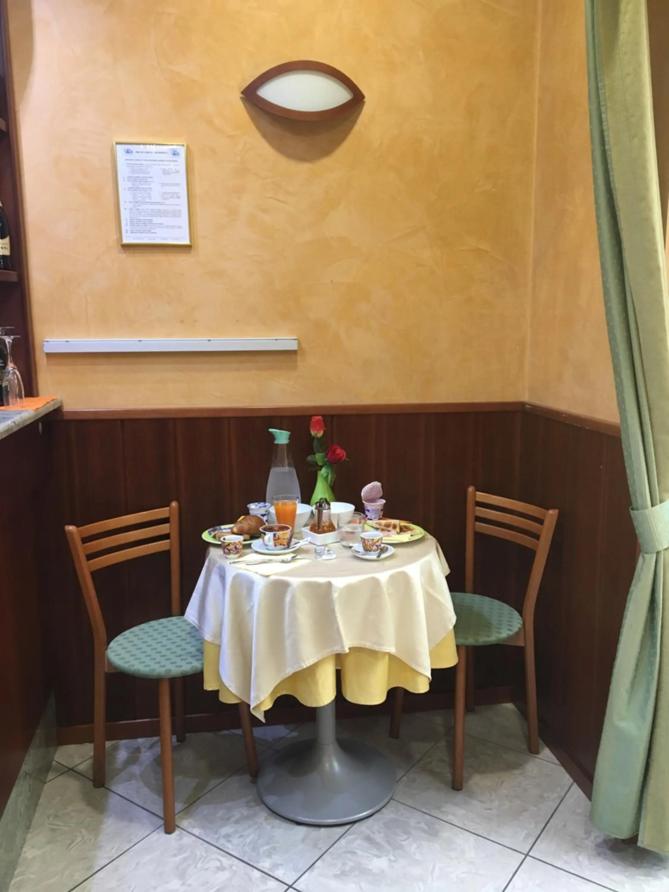 Breakfast in Hotel Dorè