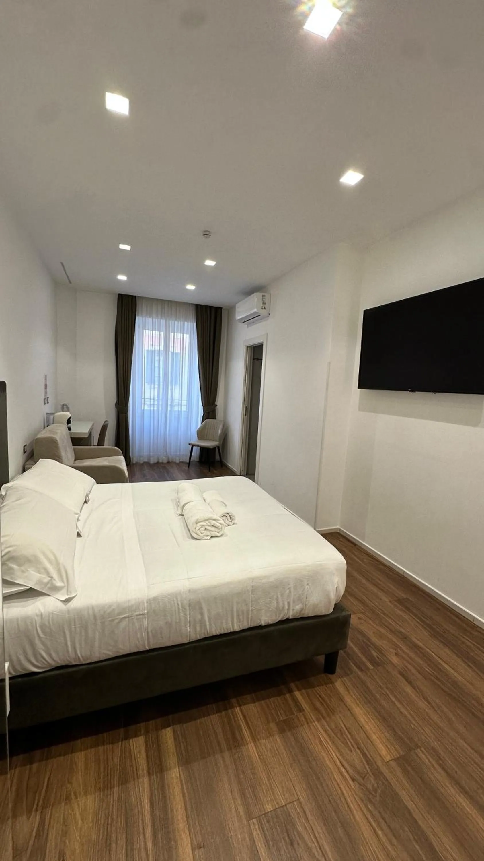 Bed in AngelicaHome Roma
