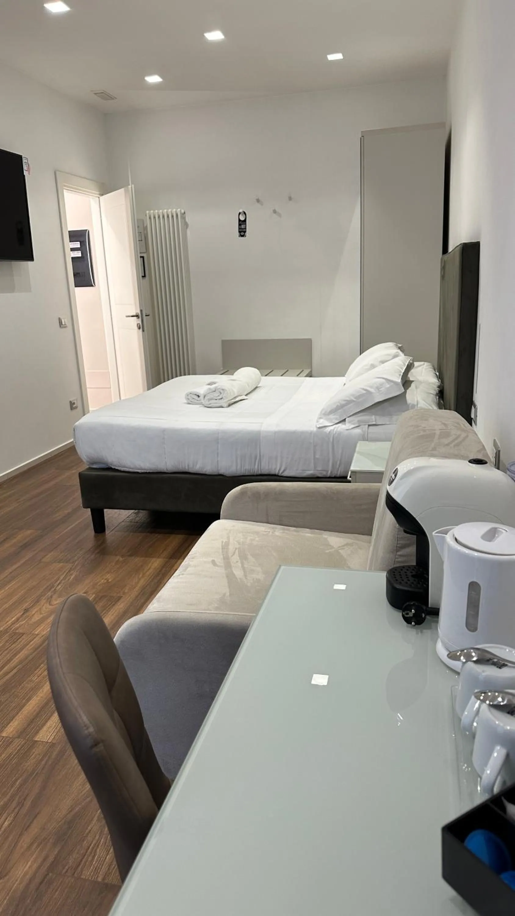 Bed in AngelicaHome Roma