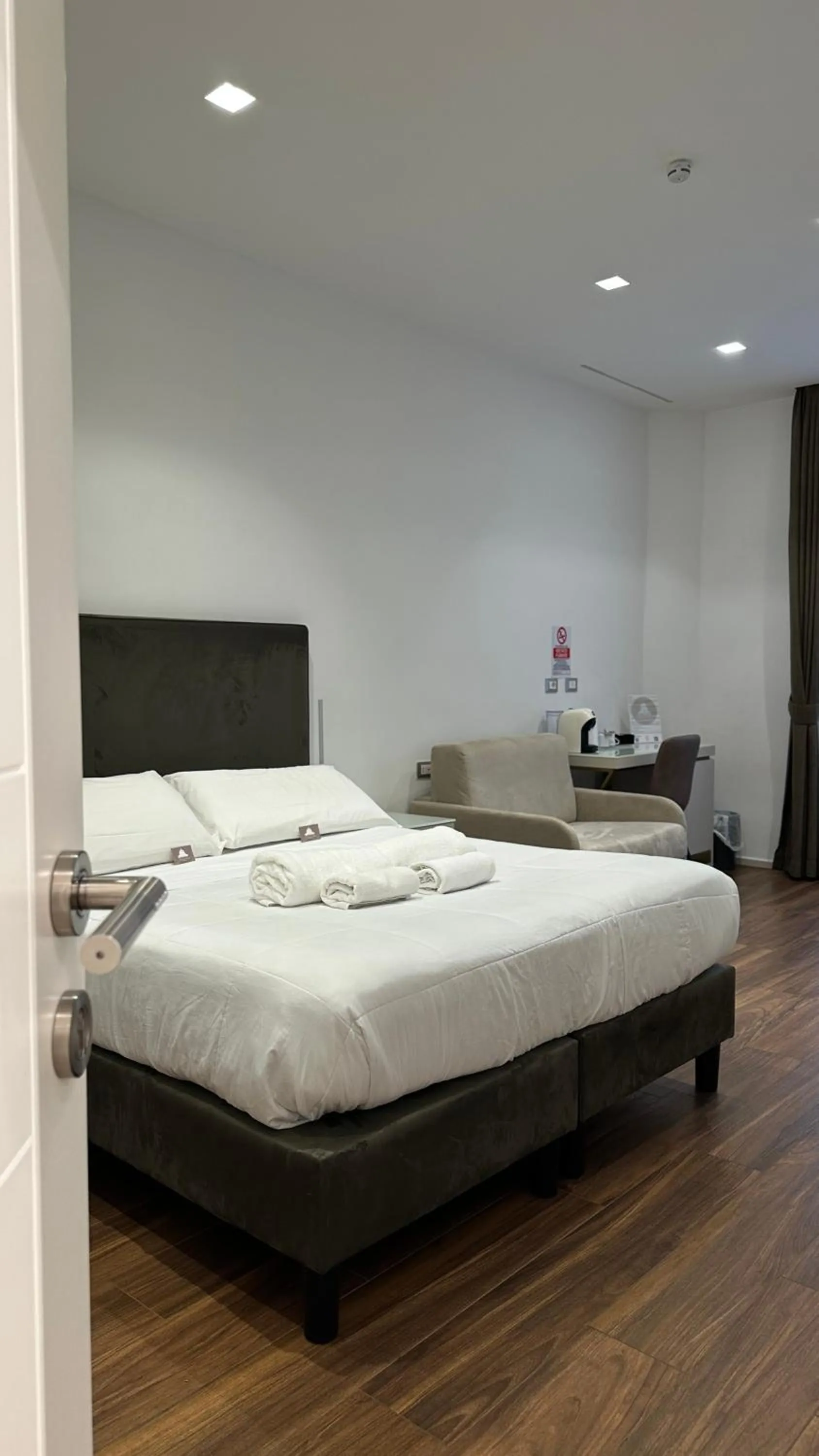 Bed in AngelicaHome Roma