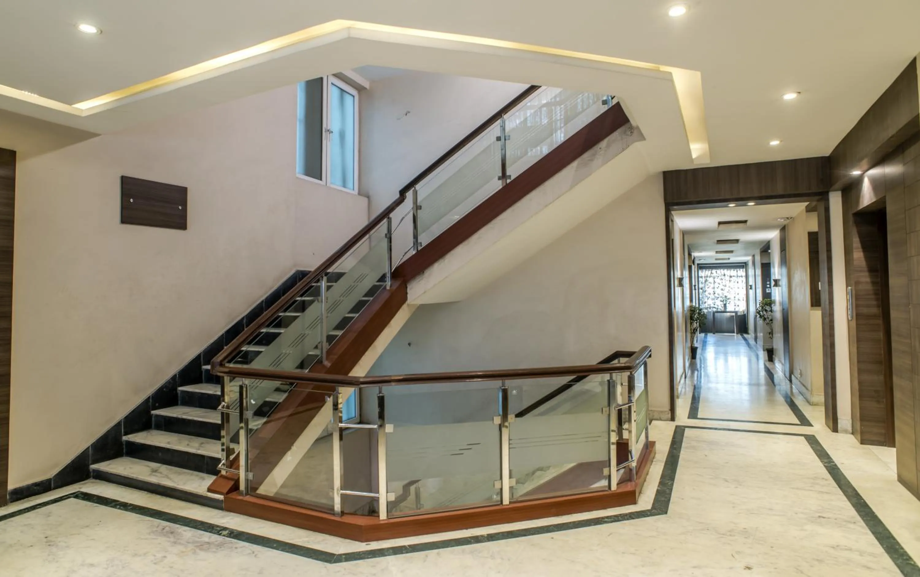 Lobby or reception in The Citi Residenci Hotel - Asansol