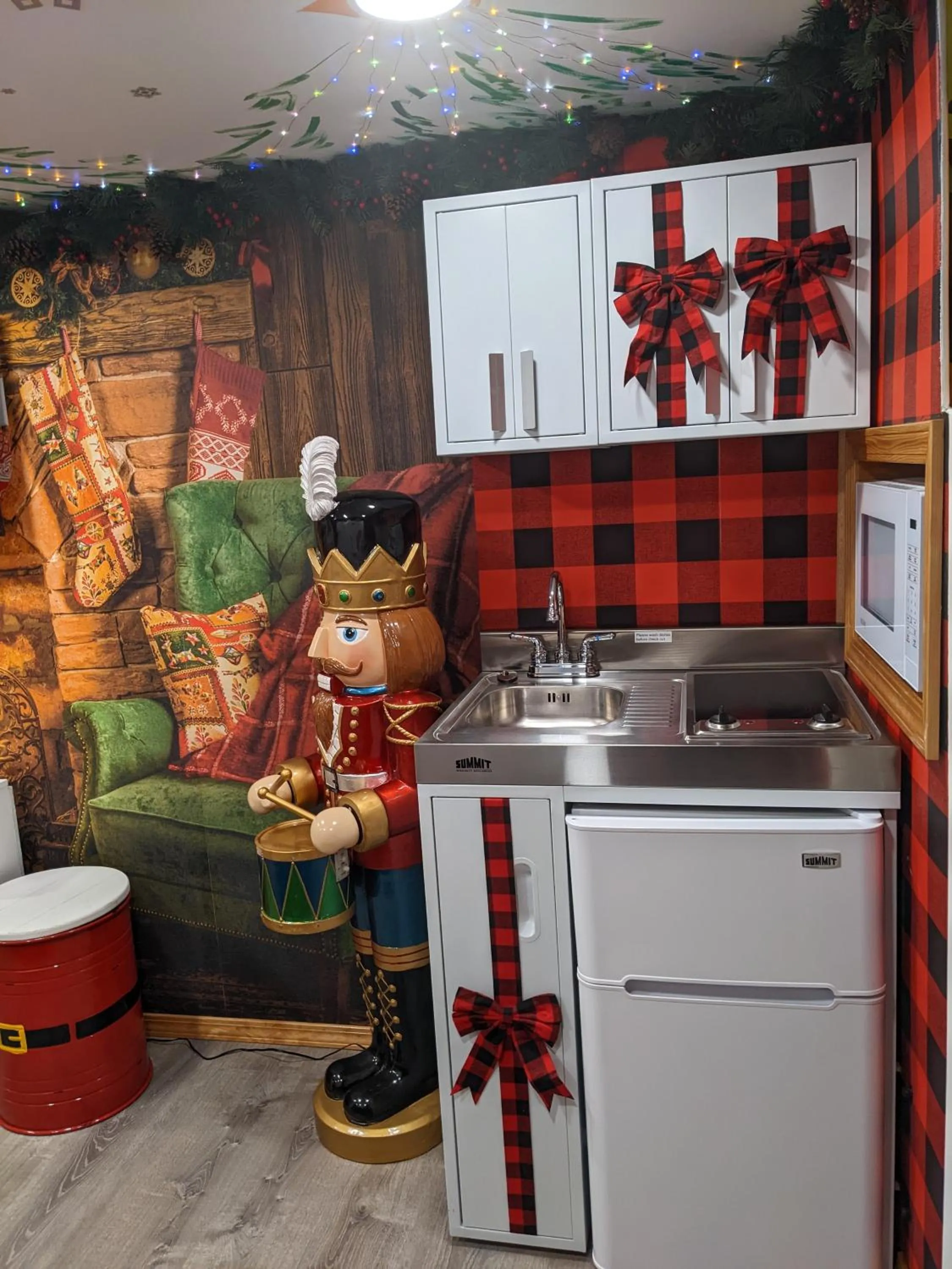 Kitchen or kitchenette in Olympic Railway Inn