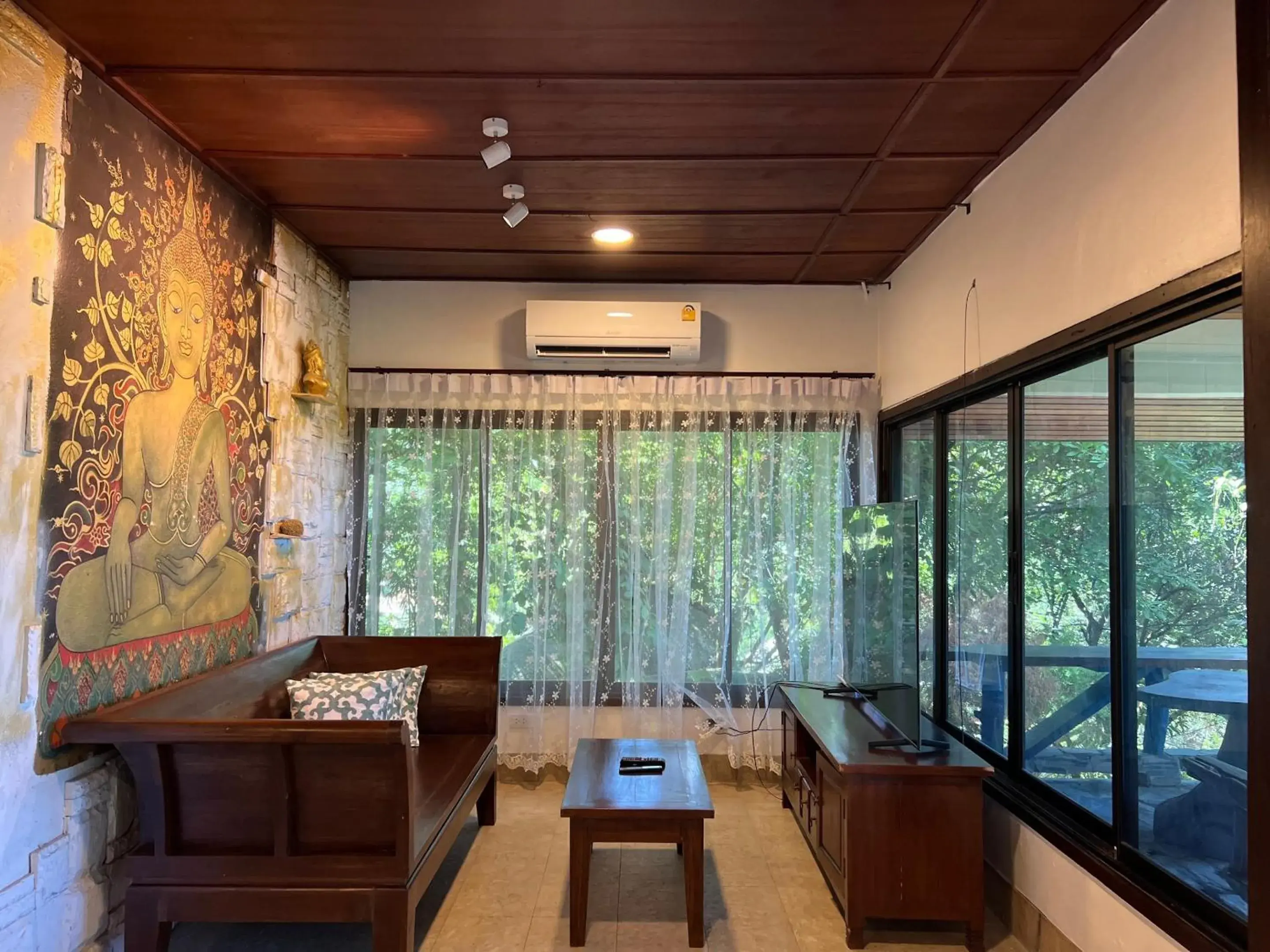 Living room in Kawarin Secret Hut Hotel and Resort Living room in Kawarin Secret Hut Hotel and Resort