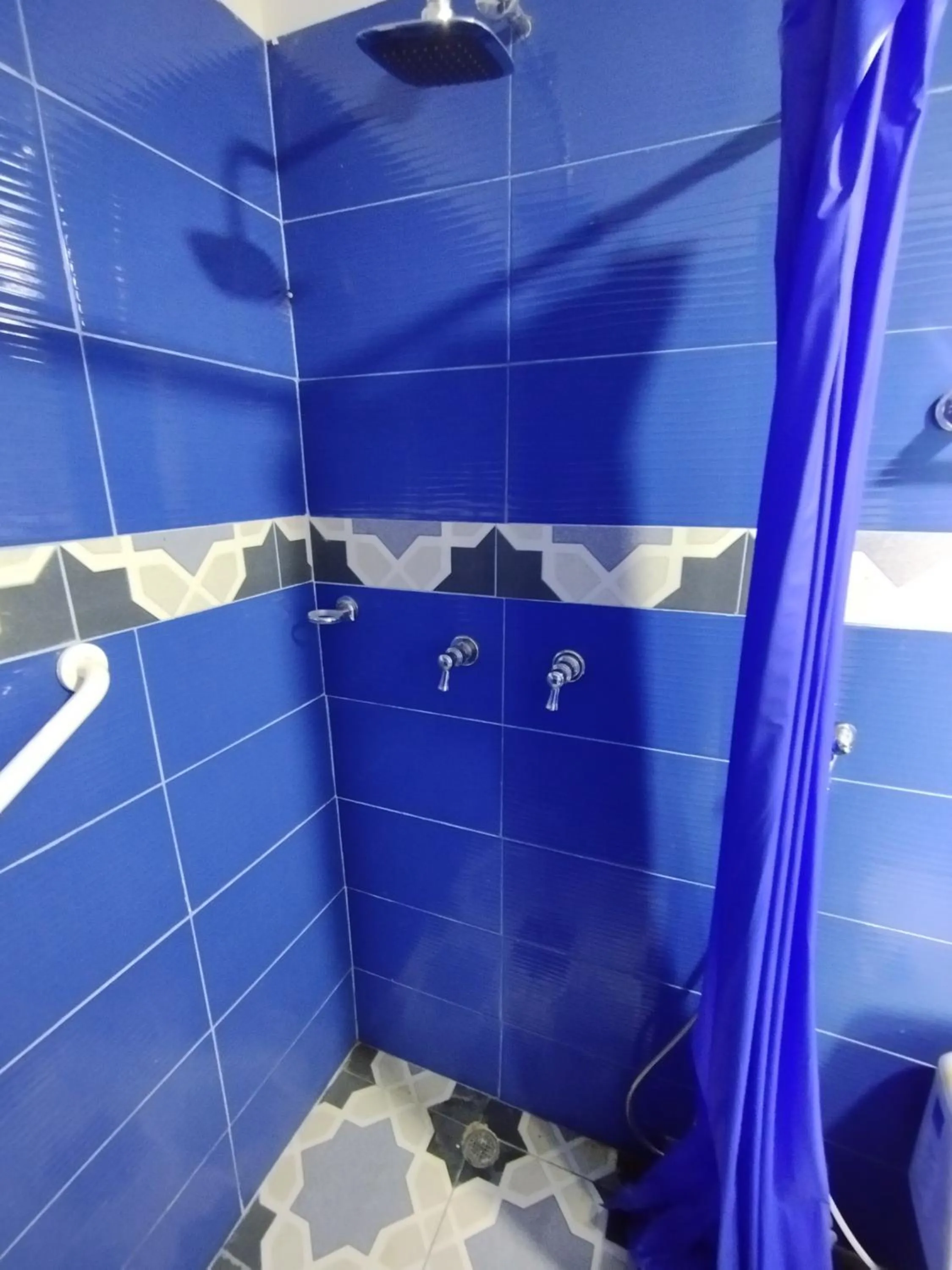 Shower in Hostal Paraiso Minca