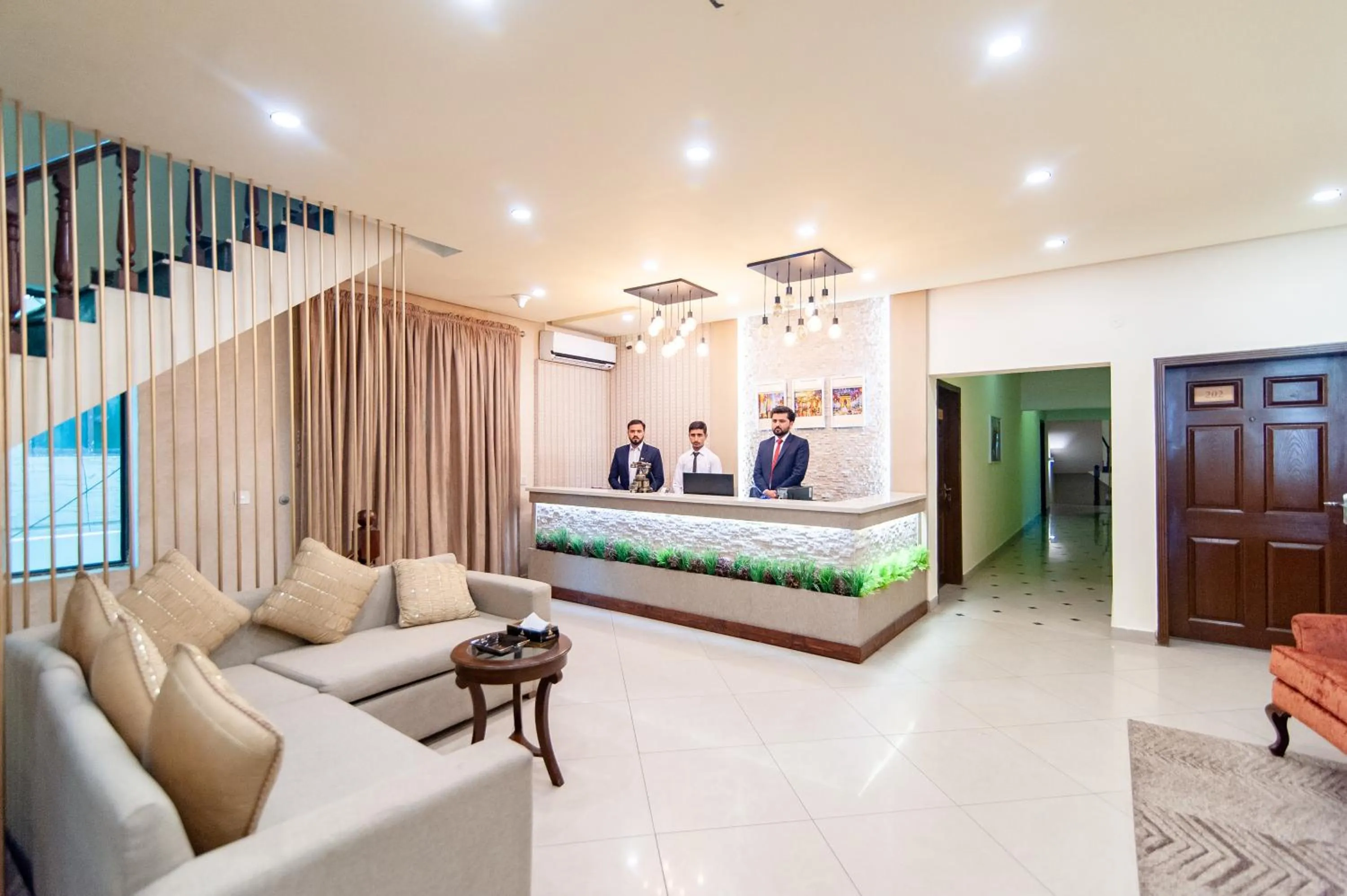 Lobby or reception in Shelton's Rezidor Islamabad