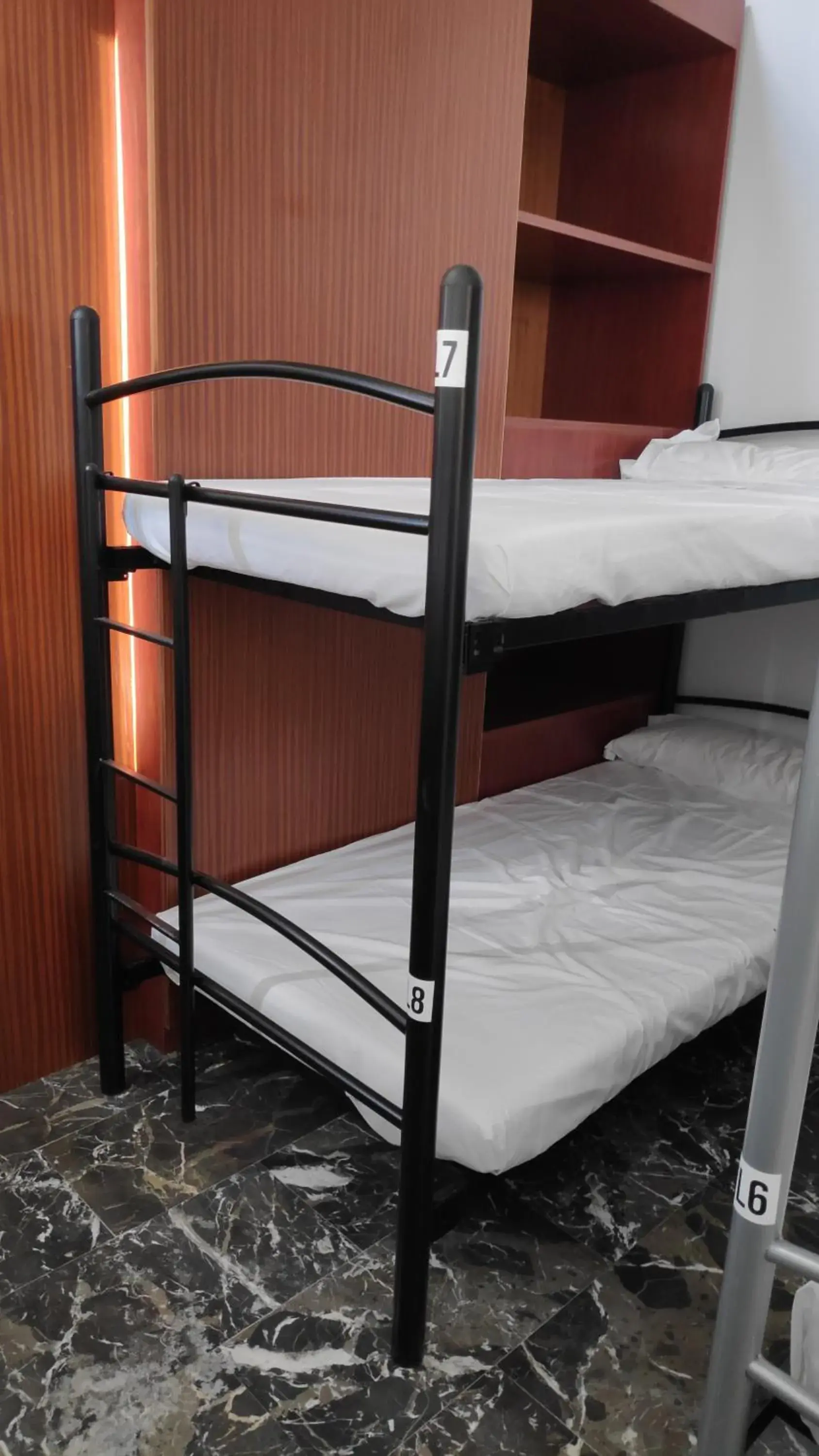 Bed in 8-Bed Dormitory Room in Albergue La Estación Bed in 8-Bed Dormitory Room in Albergue La Estación