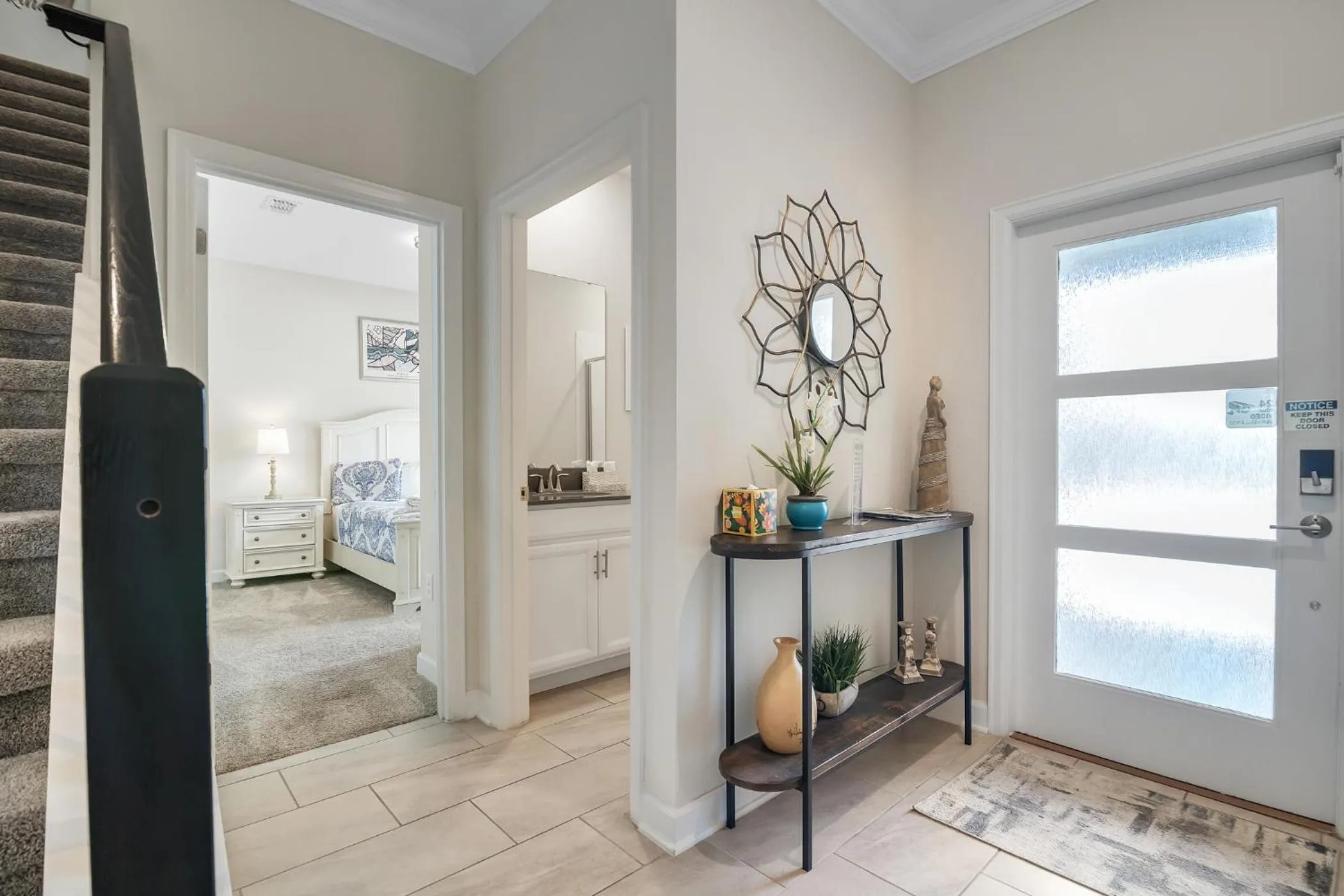 Bathroom in Fascinating 4 bedroom, walking distance to the waterpark