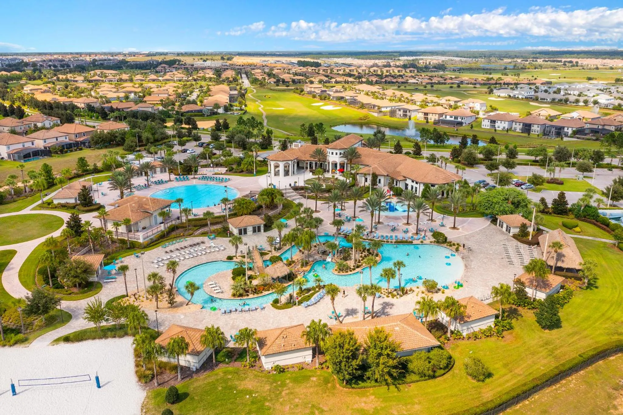 Bird's eye view in Fascinating 4 bedroom, walking distance to the waterpark