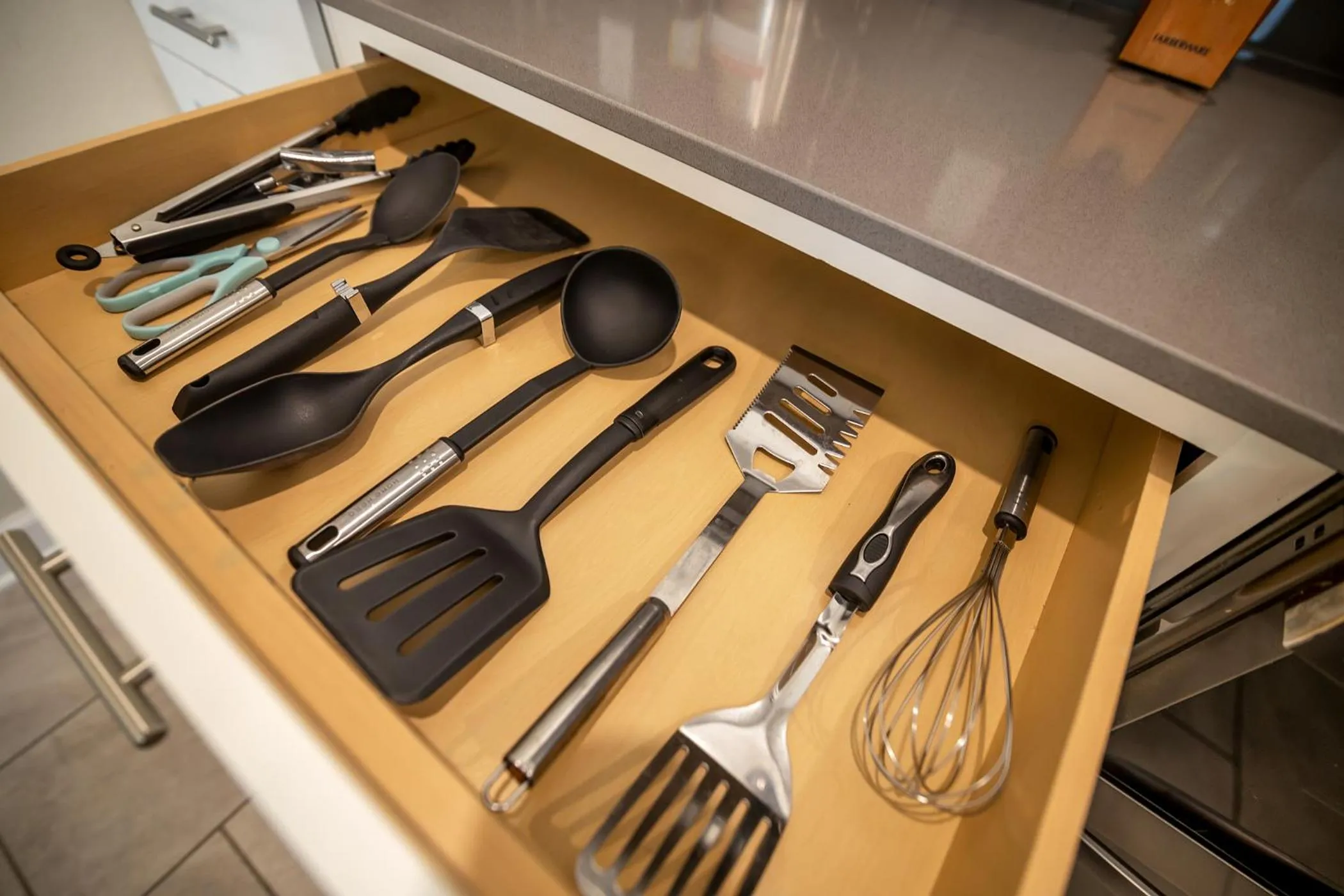 Kitchen or kitchenette in Fascinating 4 bedroom, walking distance to the waterpark