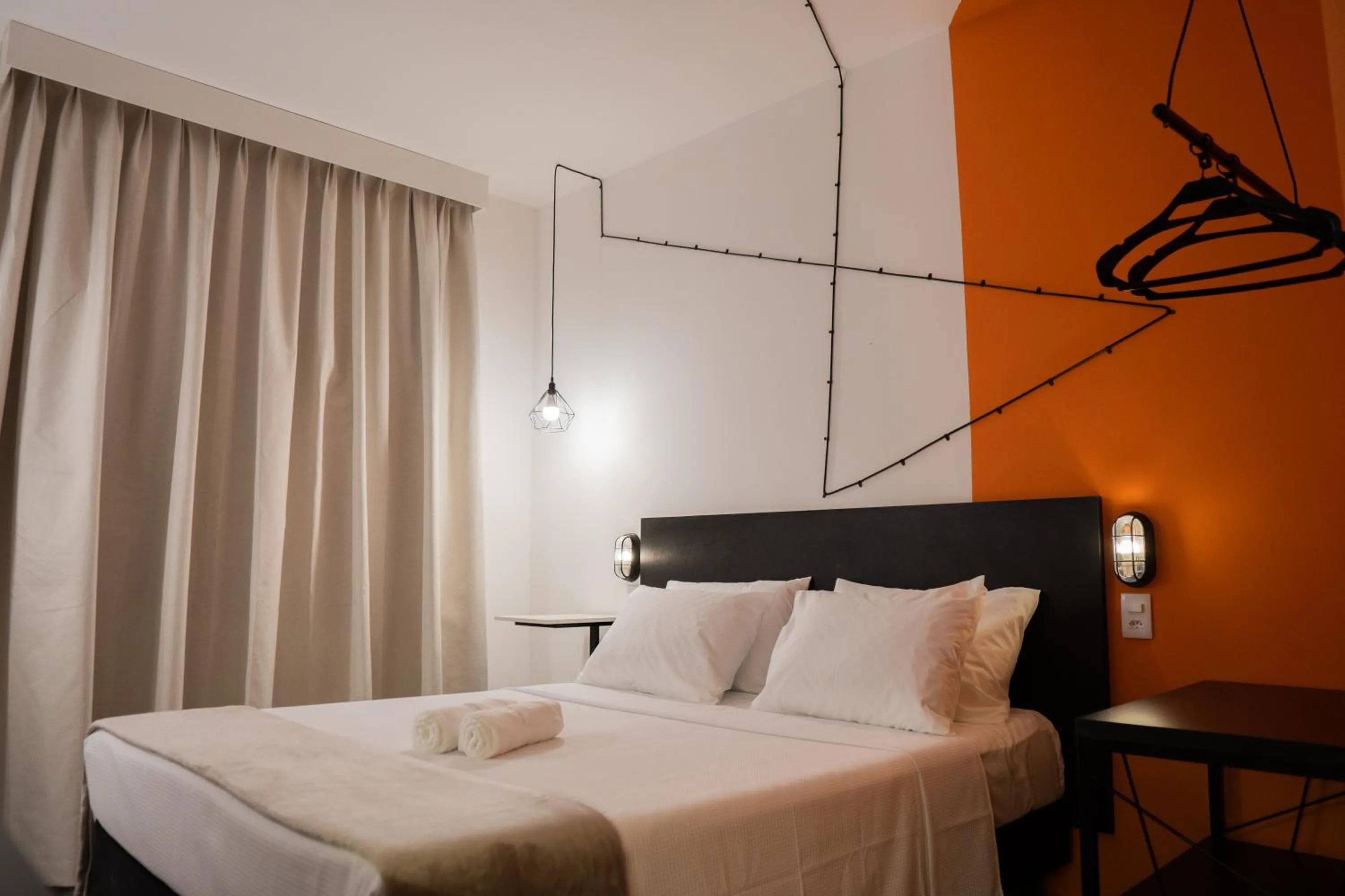 Bed in Front Comfort Teófilo Otoni