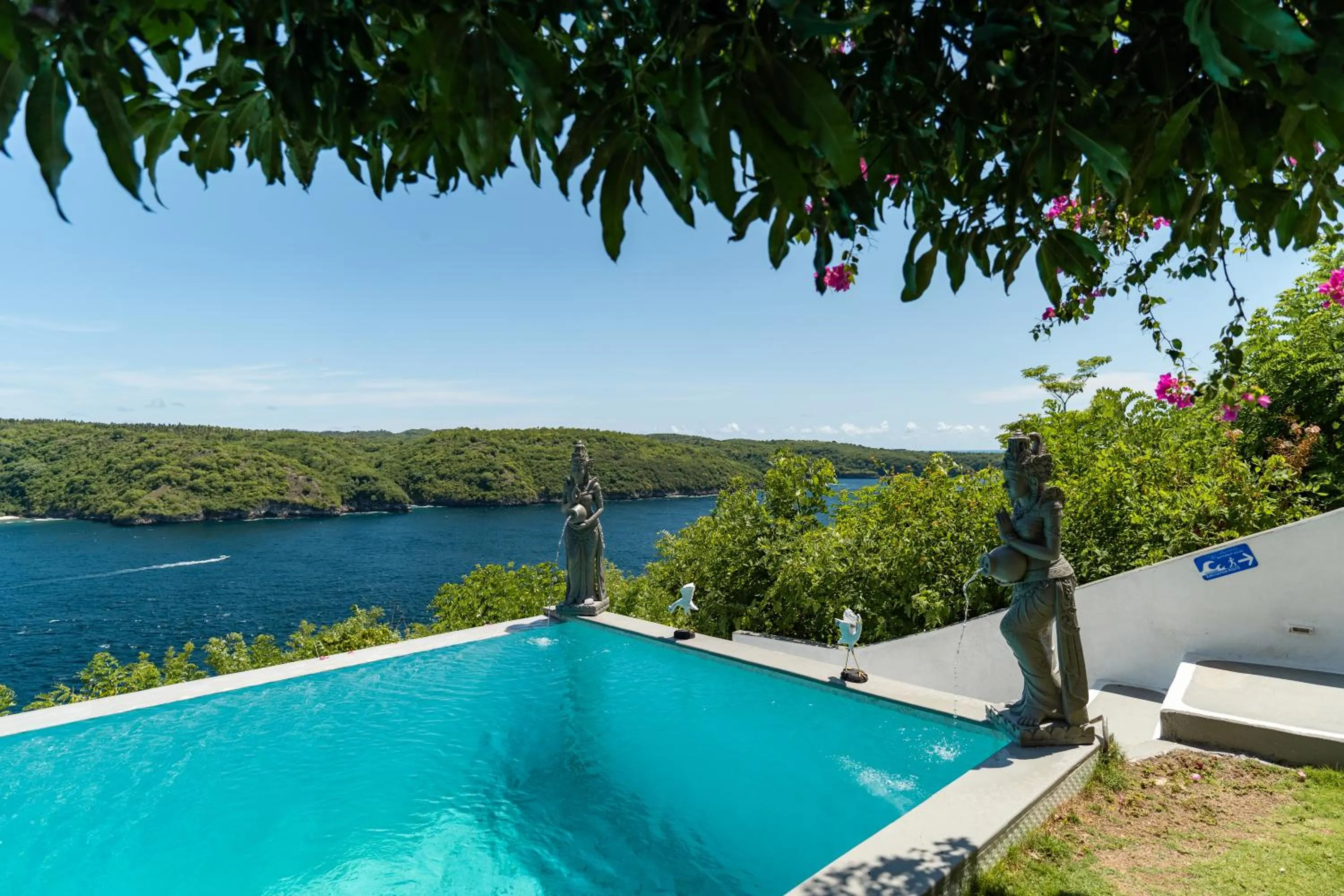 Natural landscape in Butterfly Villas Nusa Ceningan