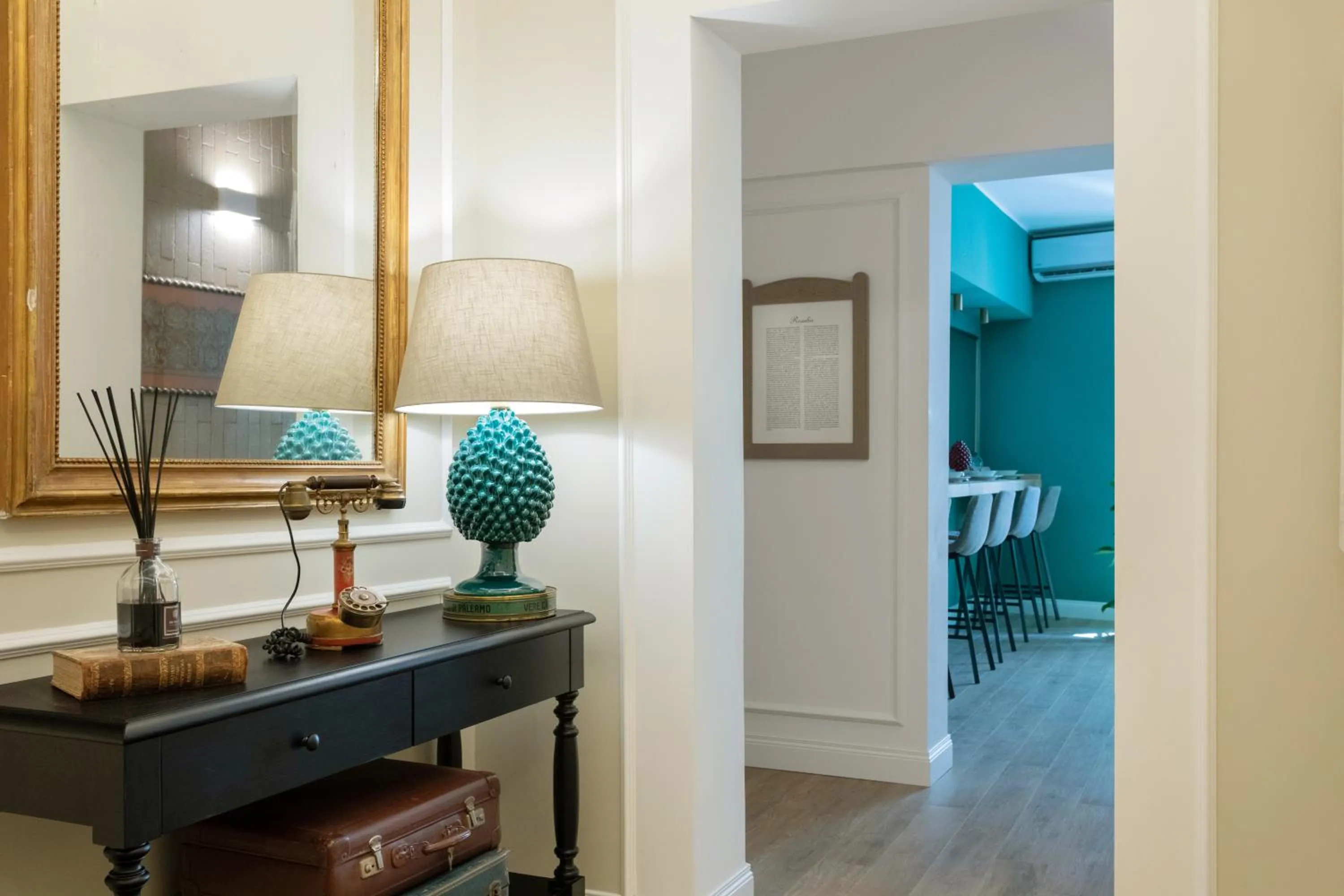 Lobby or reception, Bed in Vossia Luxury Rooms & Sicilian Living