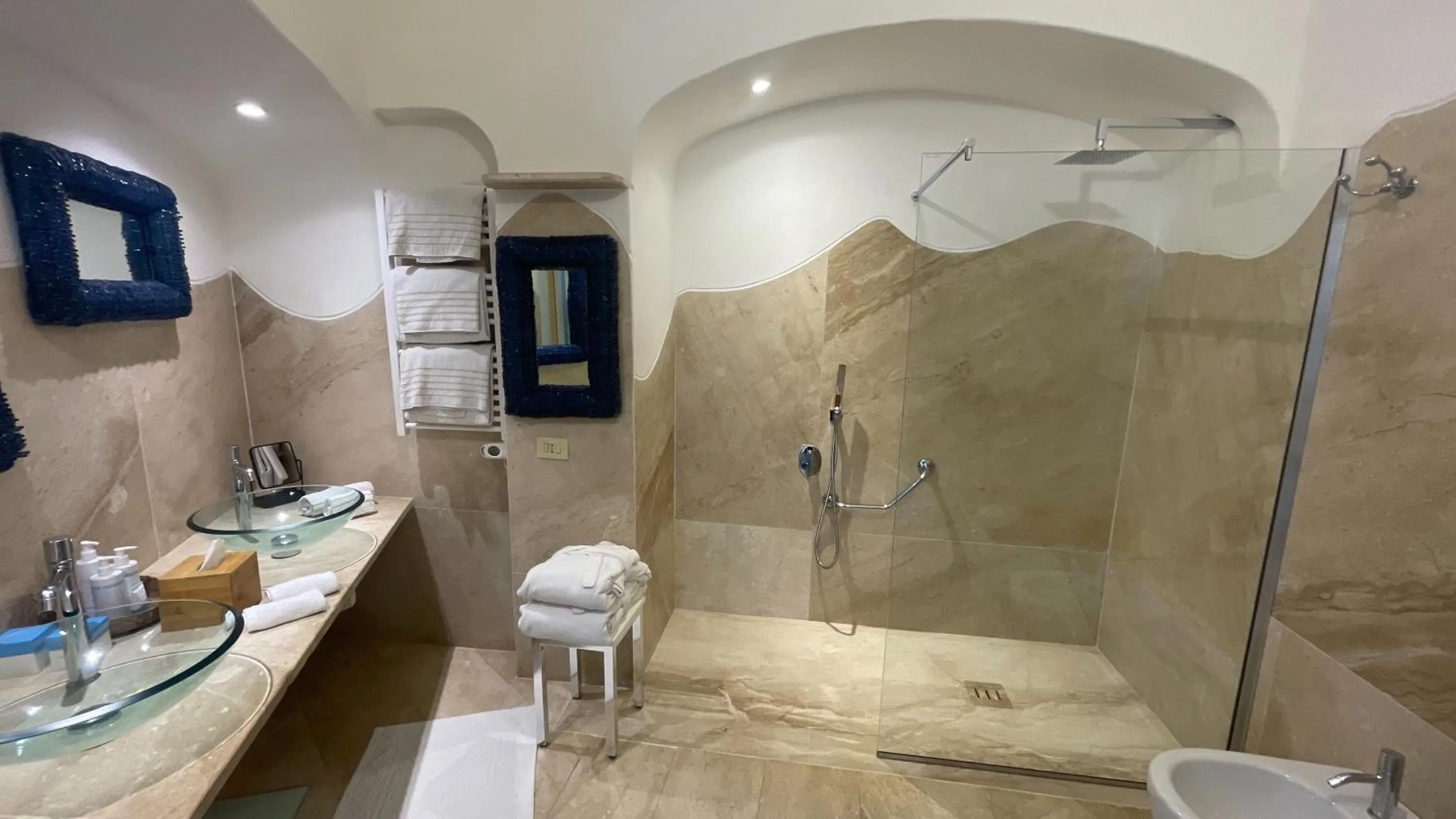 Bathroom in Hotel Balocco