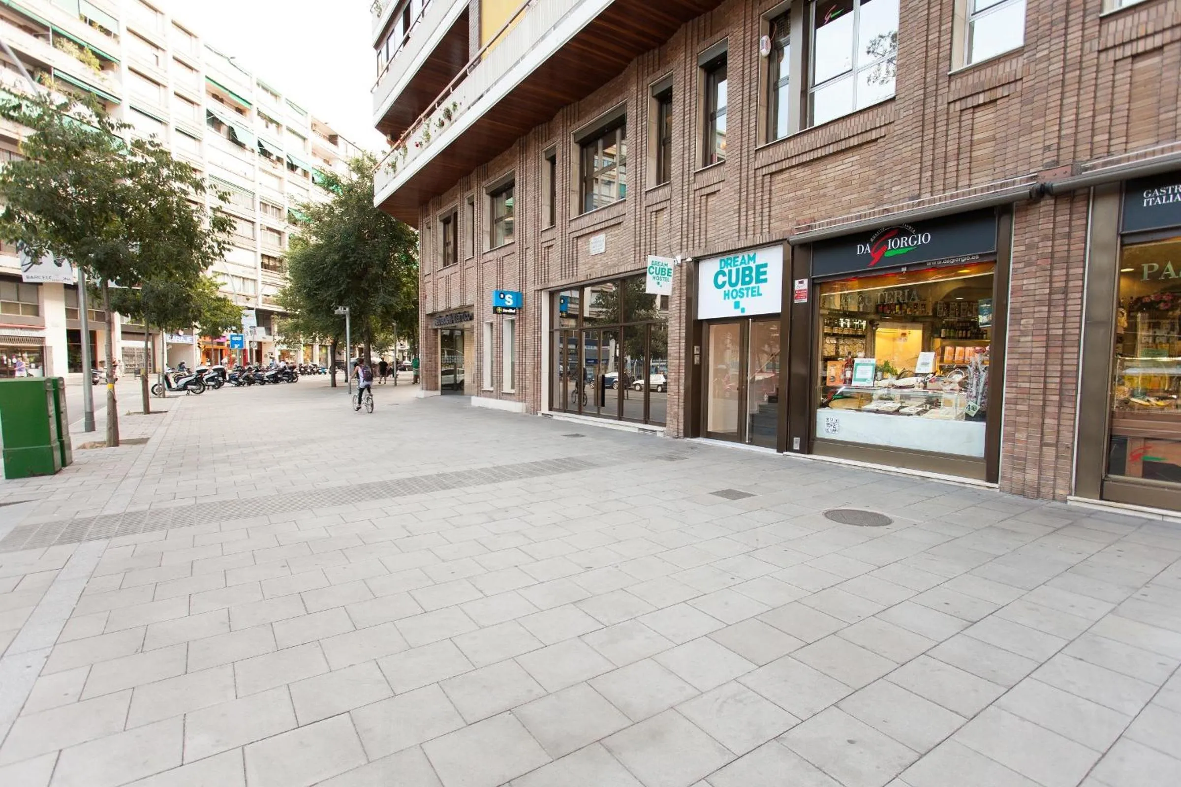 Neighbourhood in Dream Cube Hostel