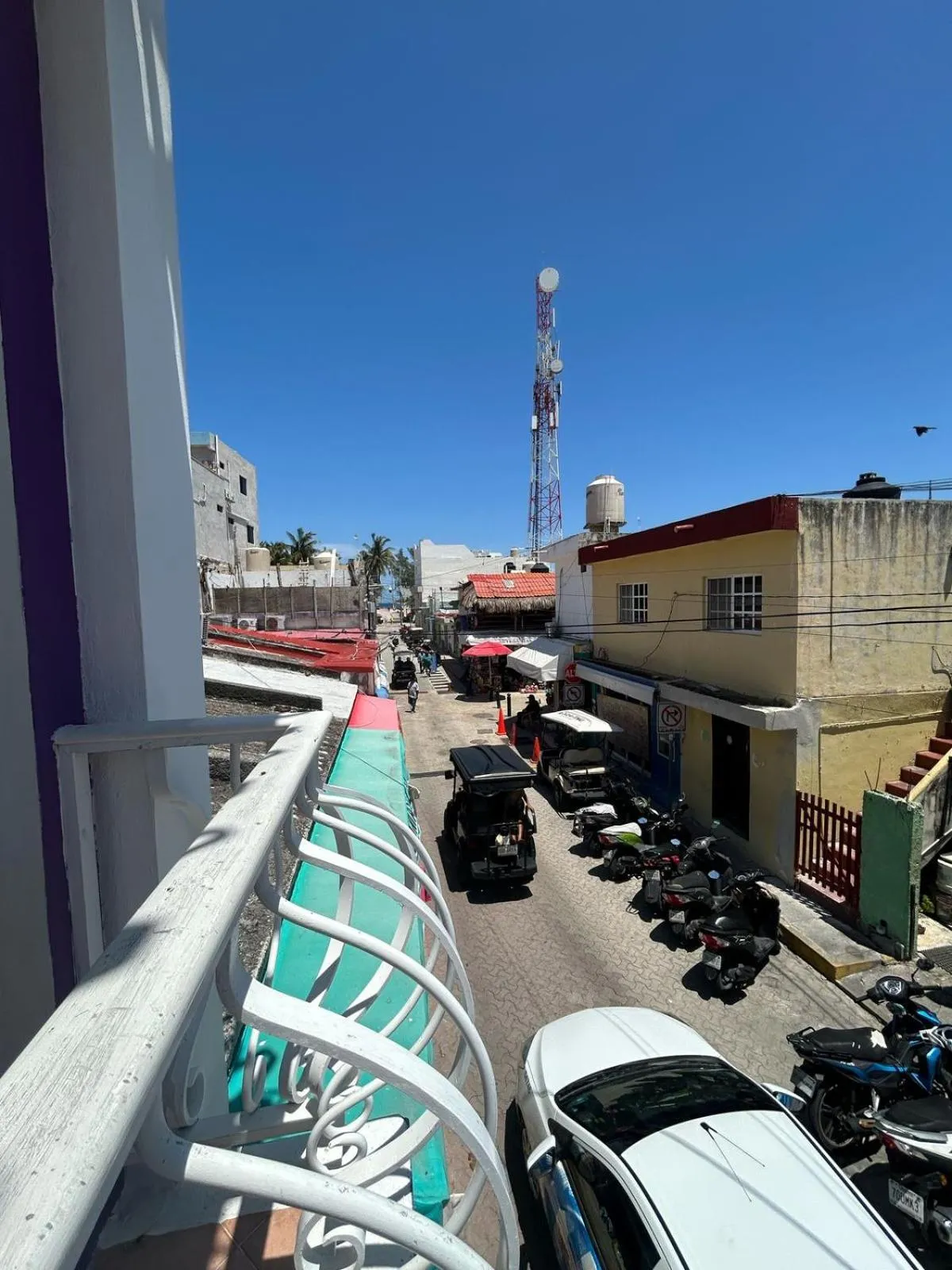 Property building in Hotel Marcianito