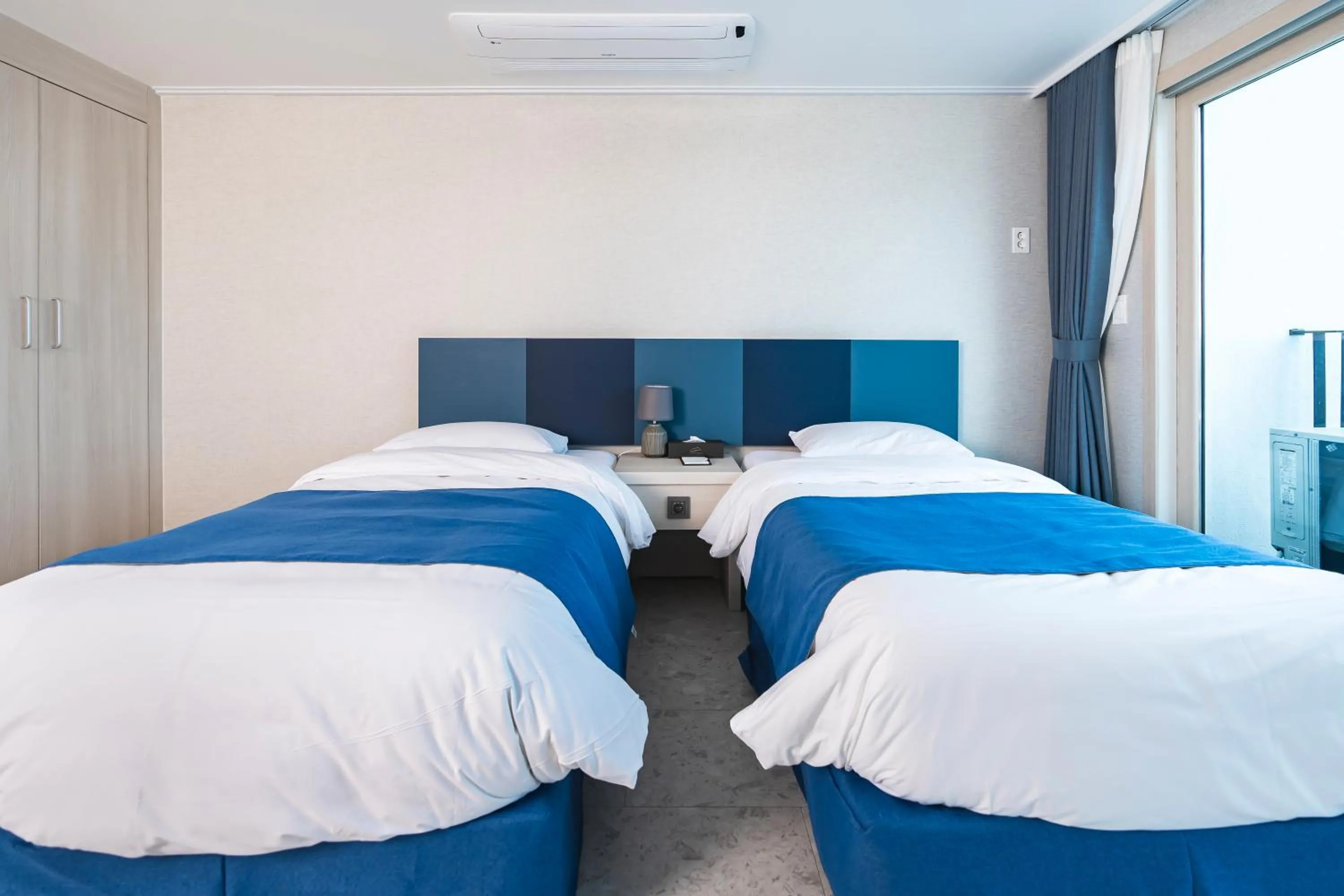 Bed in Hallim Resort