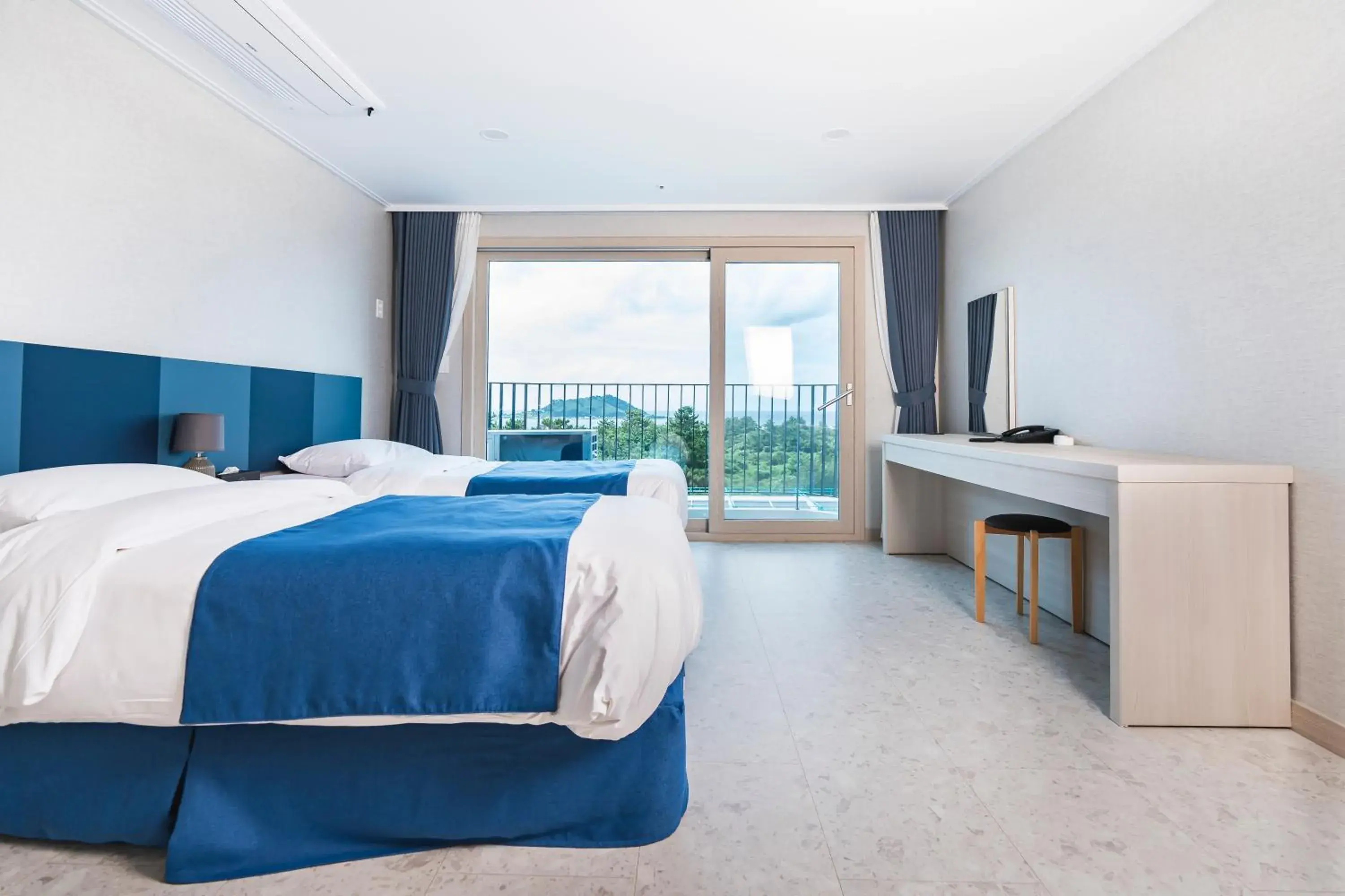 Bed in Hallim Resort Bed in Hallim Resort