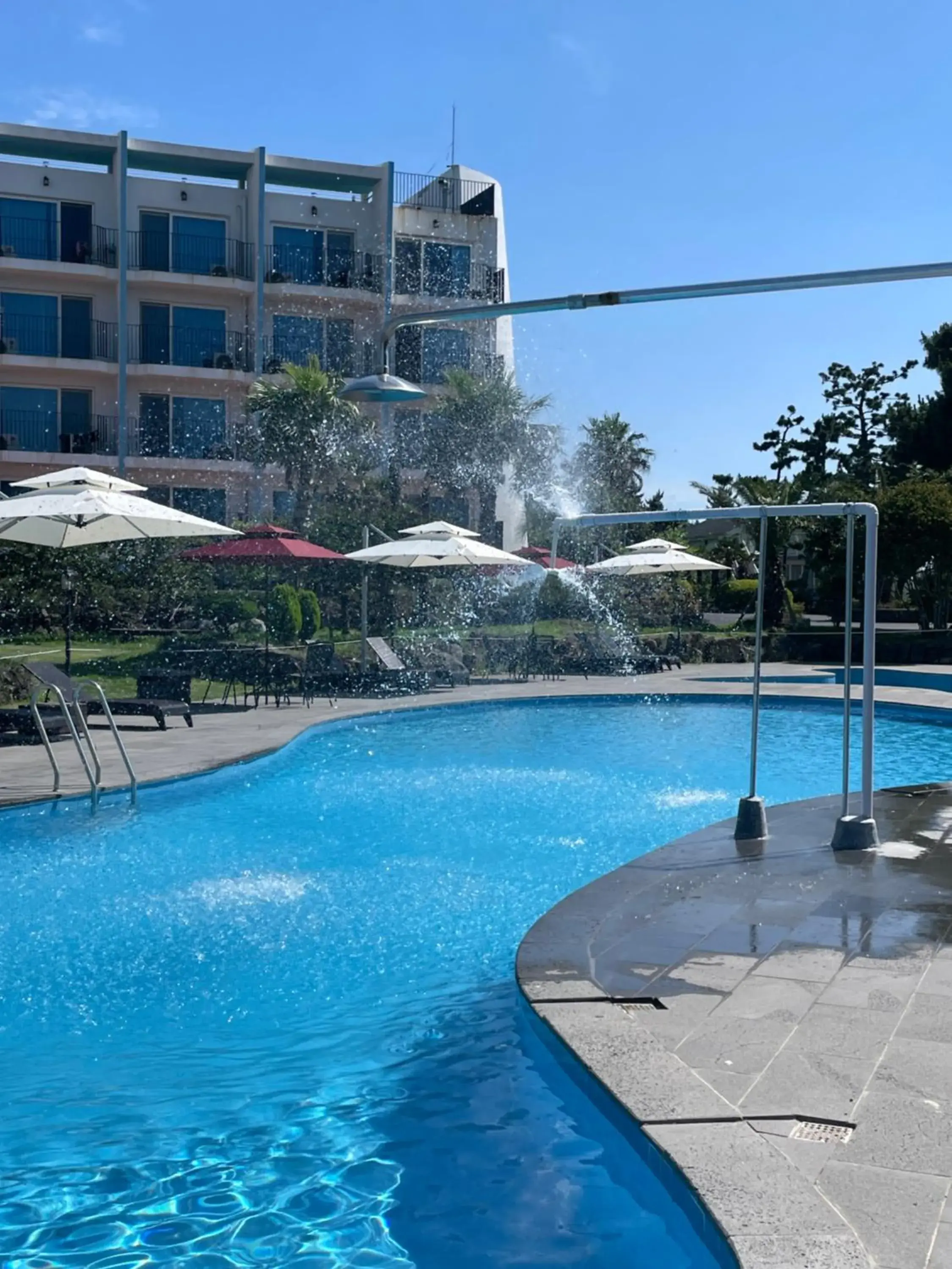 Swimming pool in Hallim Resort Swimming pool in Hallim Resort