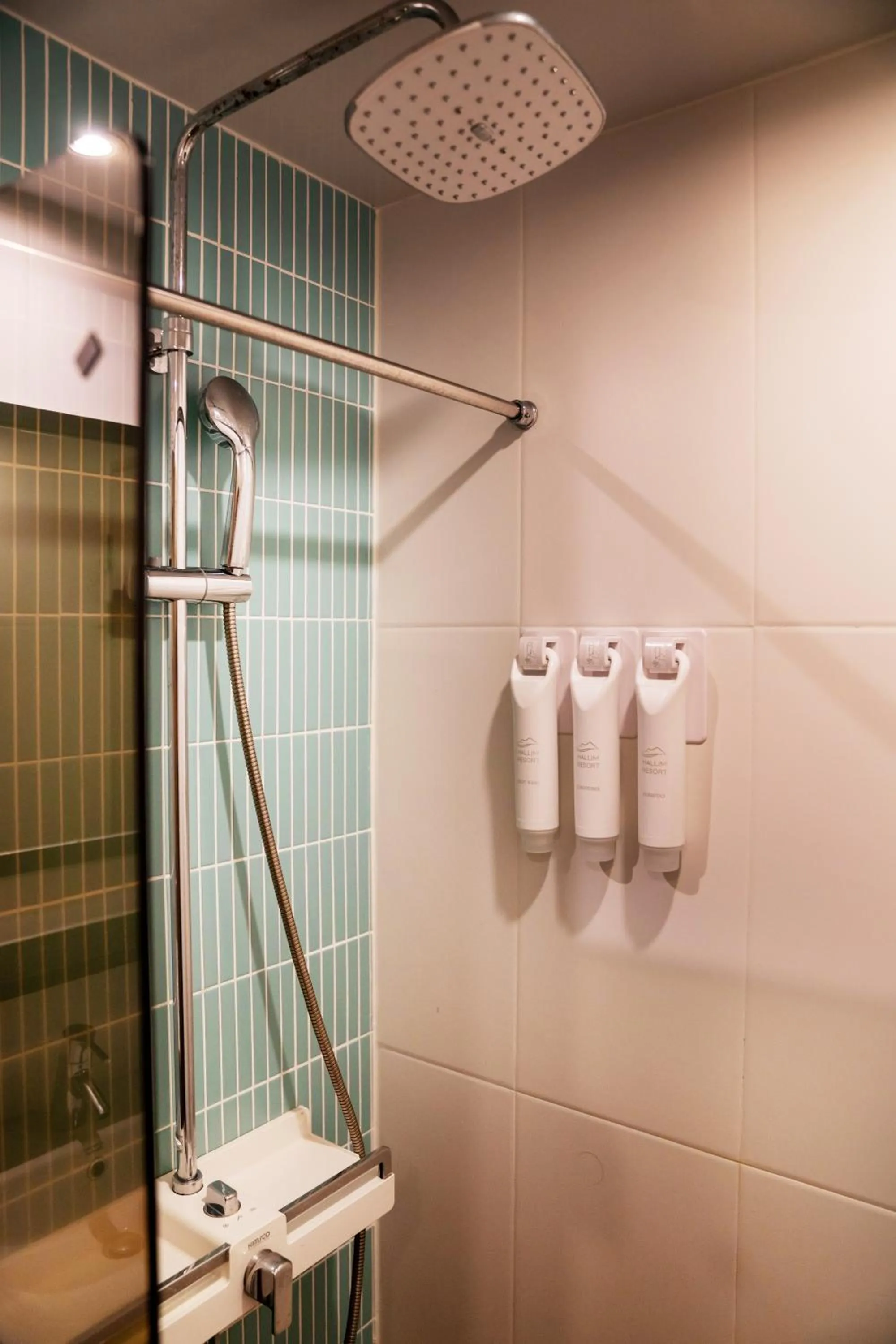 Shower in Hallim Resort