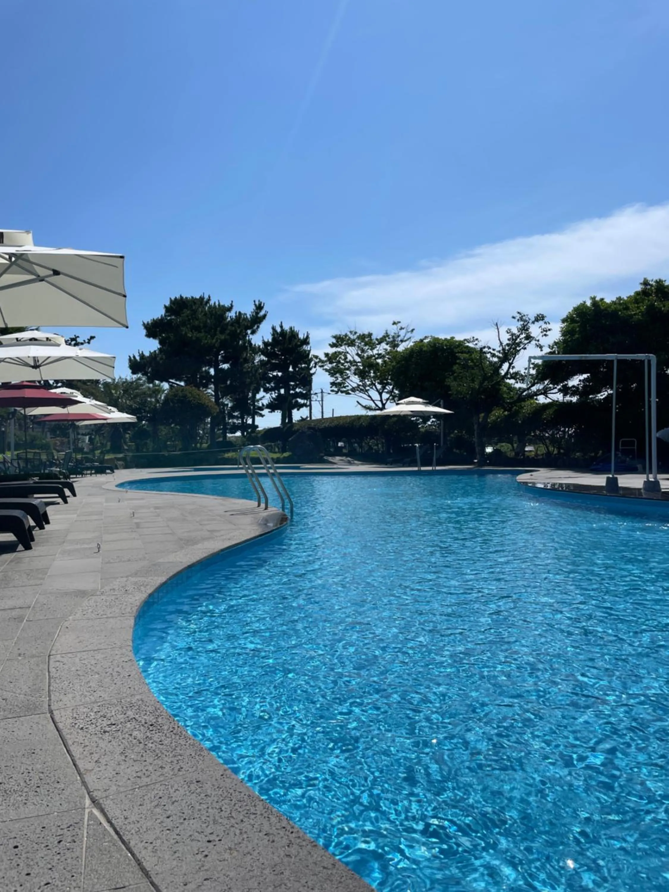 Swimming pool in Hallim Resort