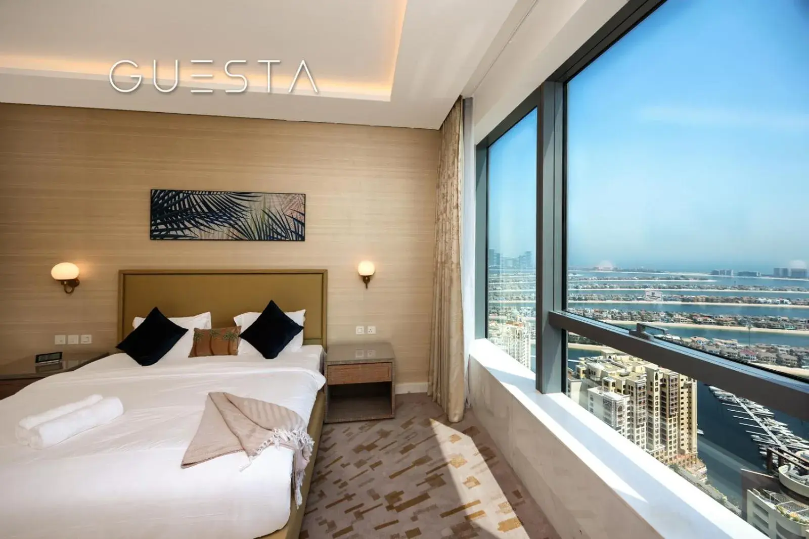 Bed in The Palm Tower, Nakheel Mall, Palm Jumeirah Bed in The Palm Tower, Nakheel Mall, Palm Jumeirah