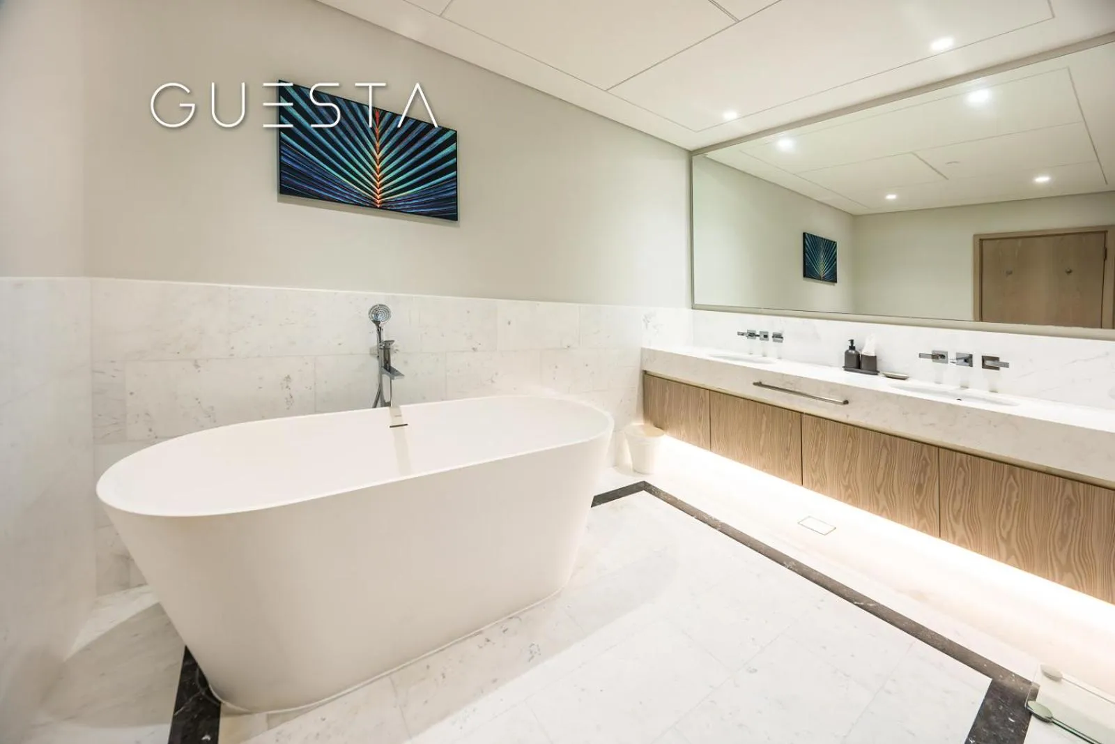 Bathroom in The Palm Tower, Nakheel Mall, Palm Jumeirah