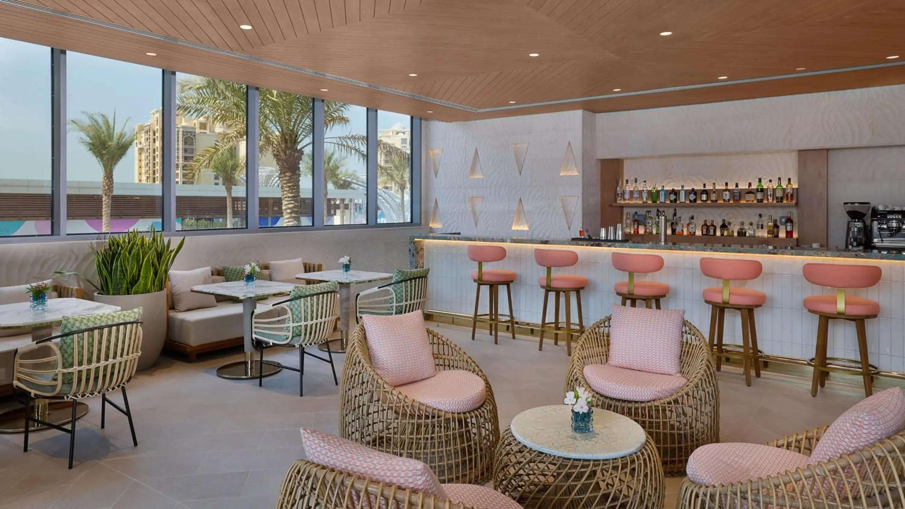 Restaurant/places to eat in The Palm Tower, Nakheel Mall, Palm Jumeirah Restaurant/places to eat in The Palm Tower, Nakheel Mall, Palm Jumeirah