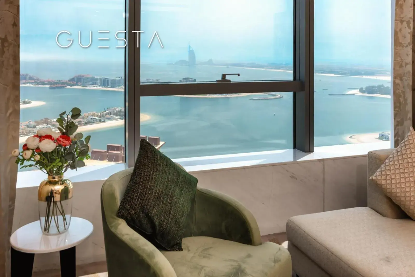 The Palm Tower, Nakheel Mall, Palm Jumeirah The Palm Tower, Nakheel Mall, Palm Jumeirah