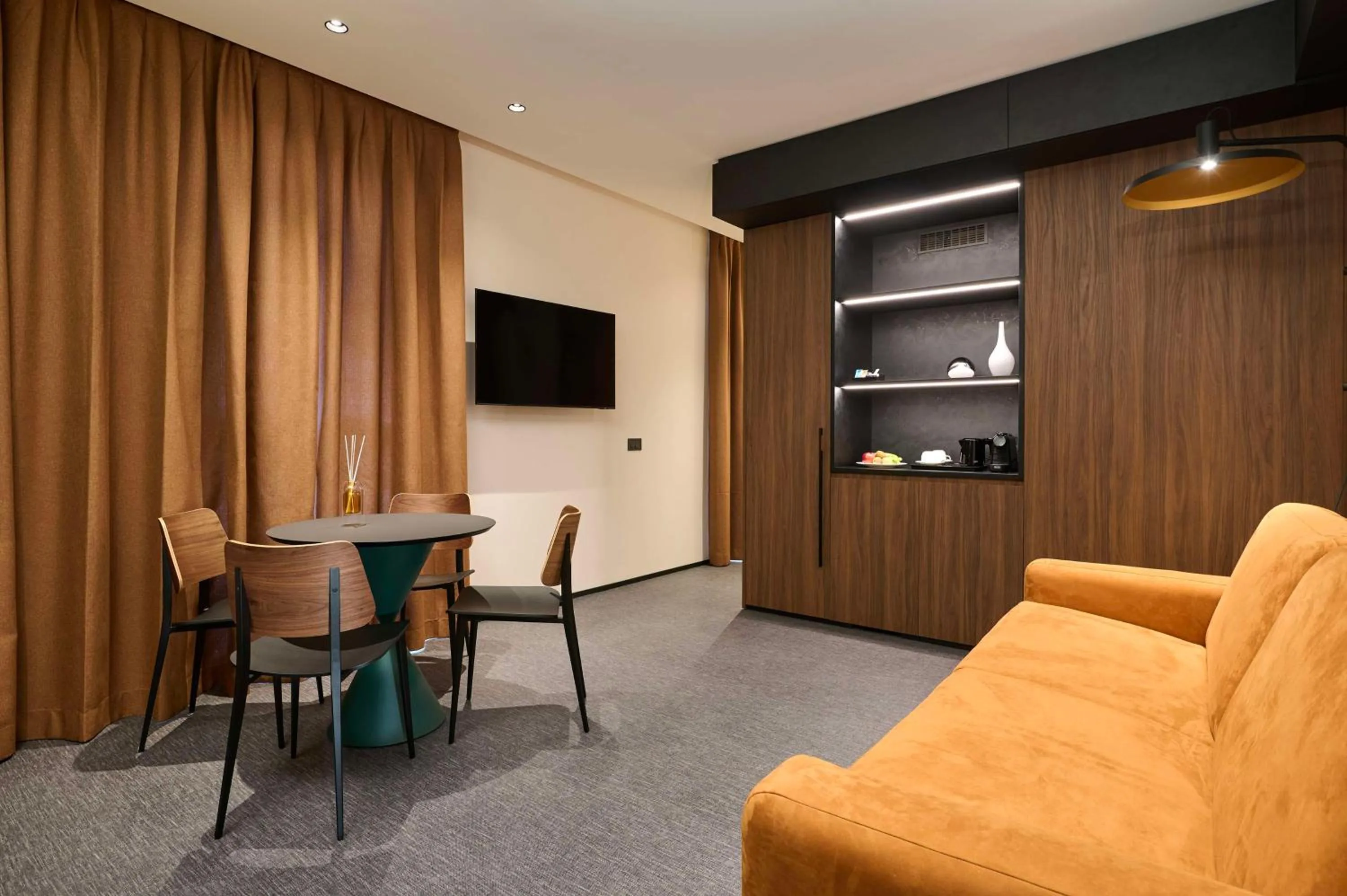 TV and multimedia in Best Western Hotel Biri