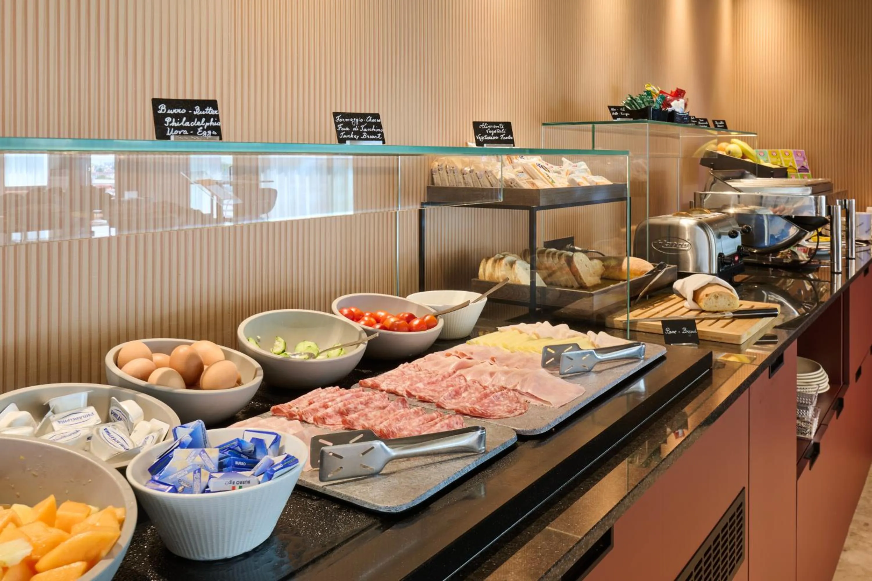 Food and drinks in Best Western Hotel Biri