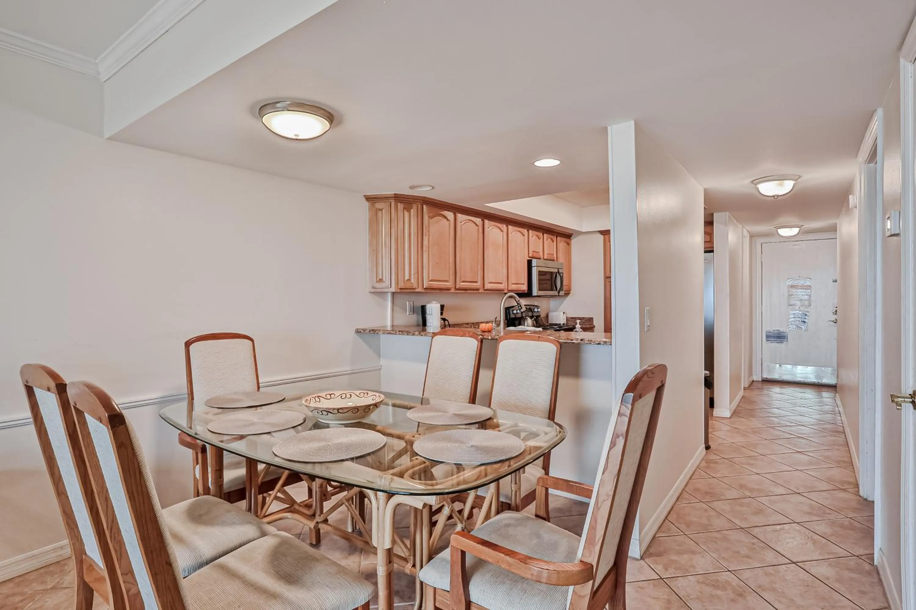 Four Winds Oceanfront Condo