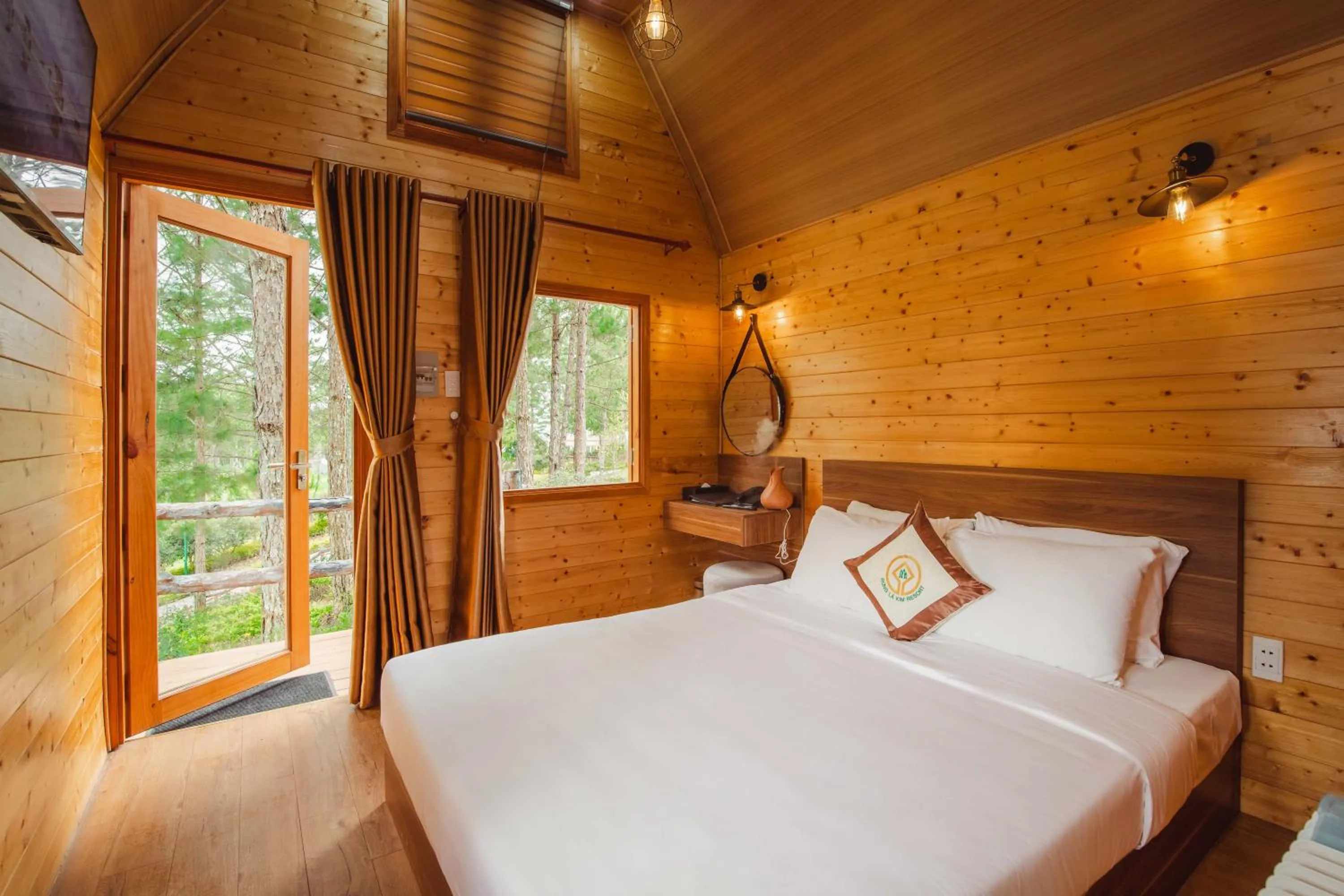 Bed in Rừng Lá Kim Resort