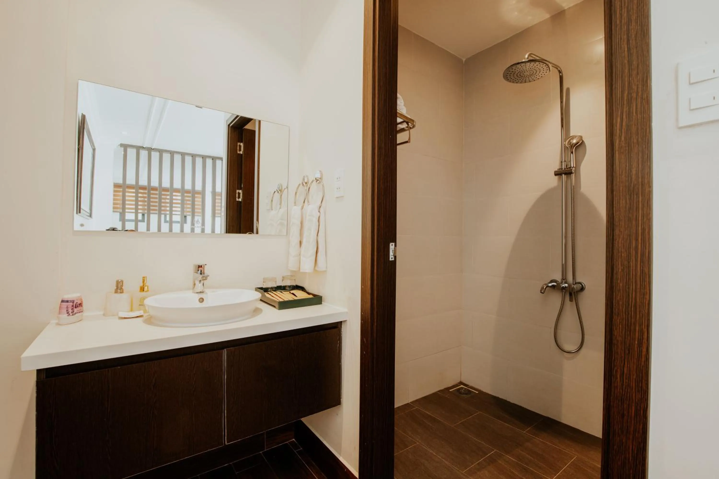 Rừng Lá Kim Resort