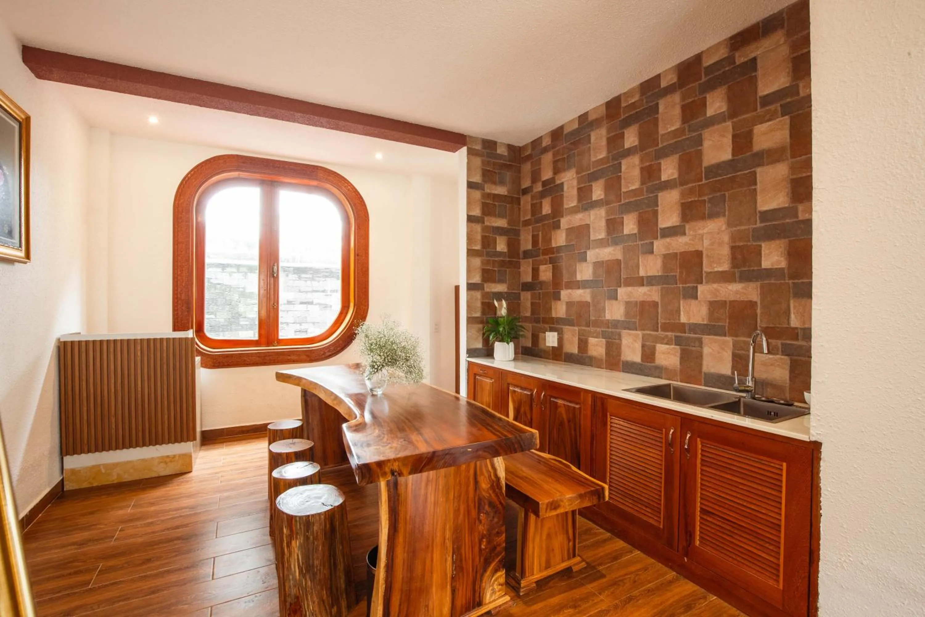 Kitchen or kitchenette in Rừng Lá Kim Resort