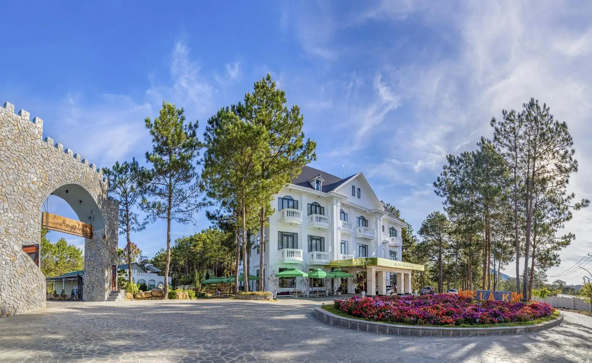 Property building in Rừng Lá Kim Resort Property building in Rừng Lá Kim Resort