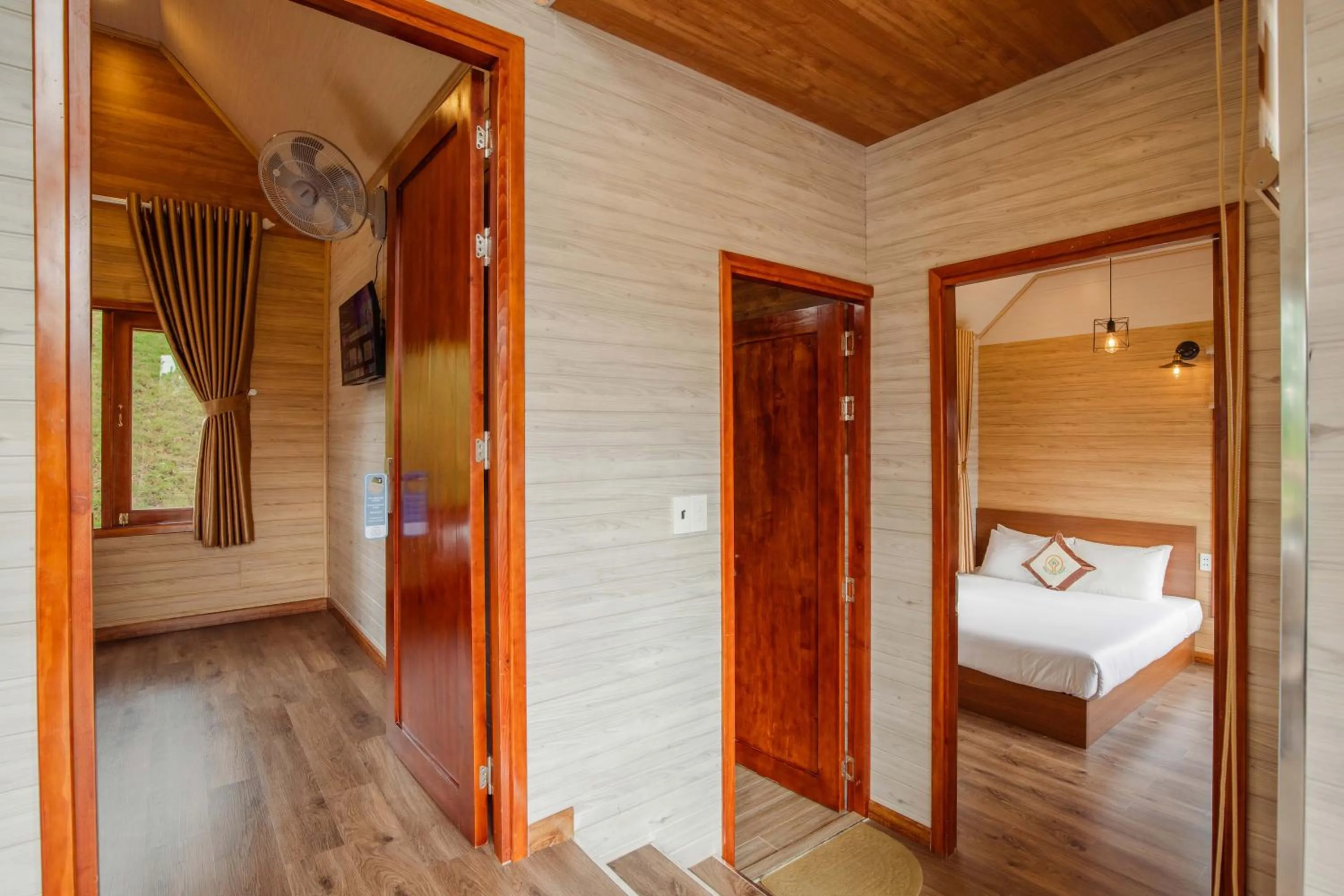 Photo of the whole room, Bed in Rừng Lá Kim Resort