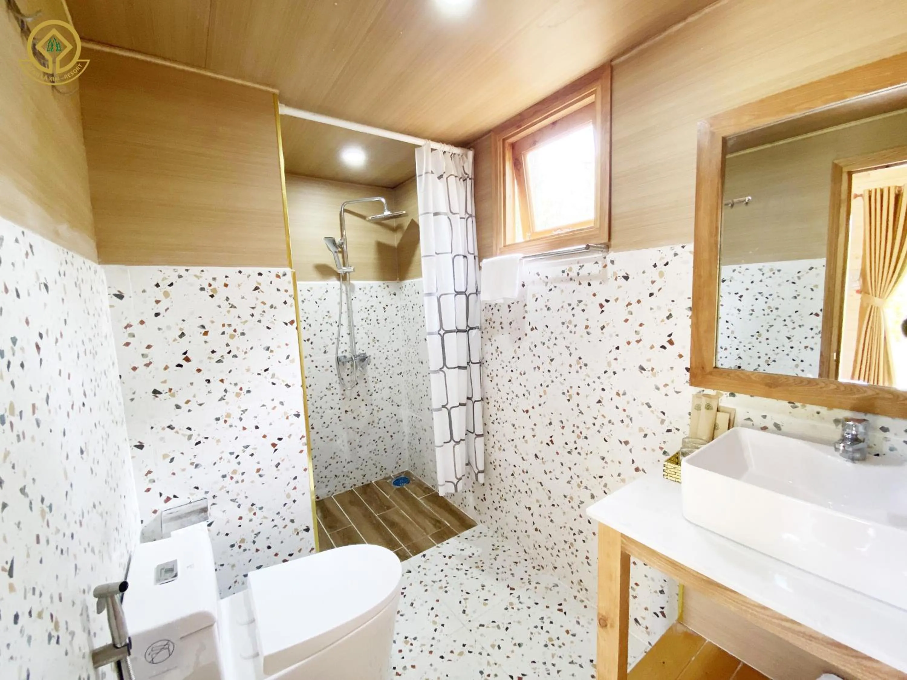 Rừng Lá Kim Resort