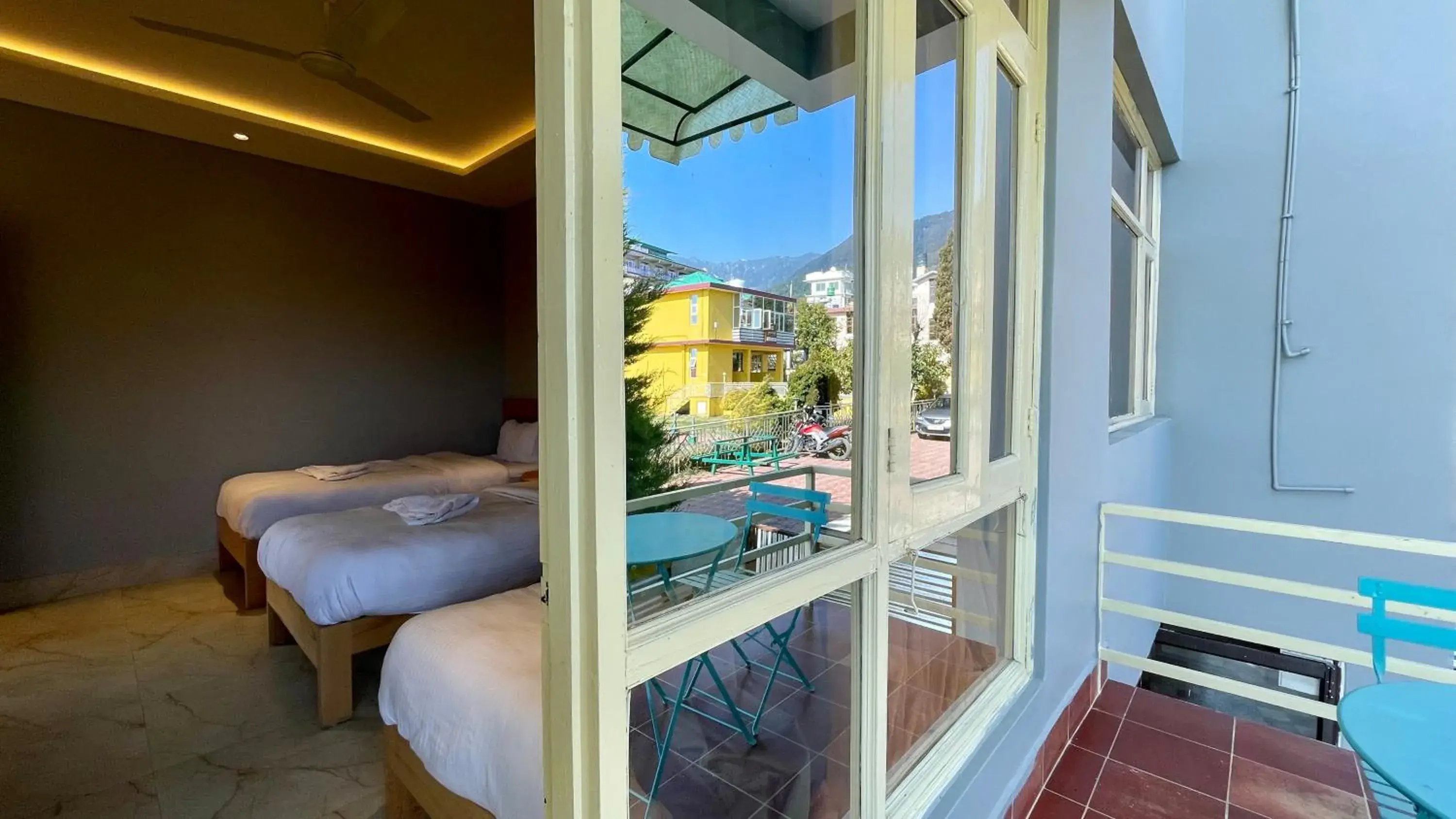 Bed in Madpackers Bir Bed in Madpackers Bir