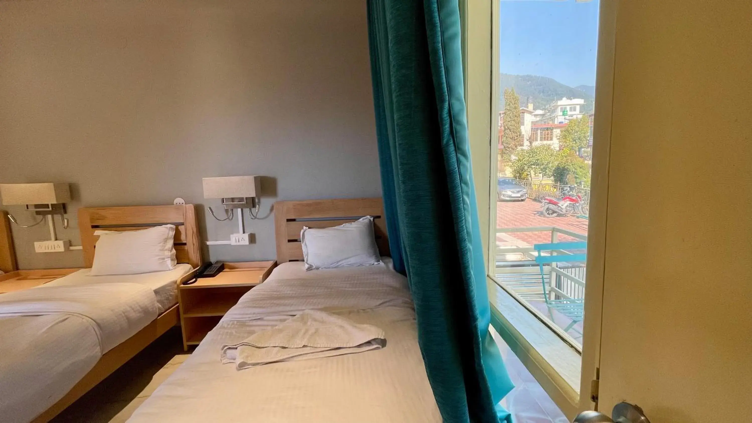 Bed in Madpackers Bir Bed in Madpackers Bir