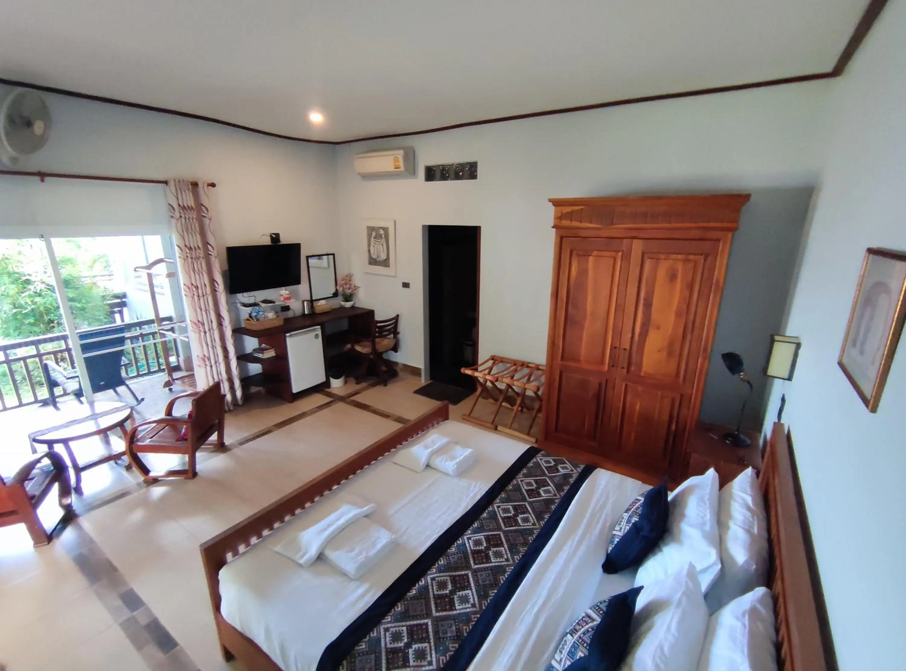 Bedroom, Bed in Nakorn River View