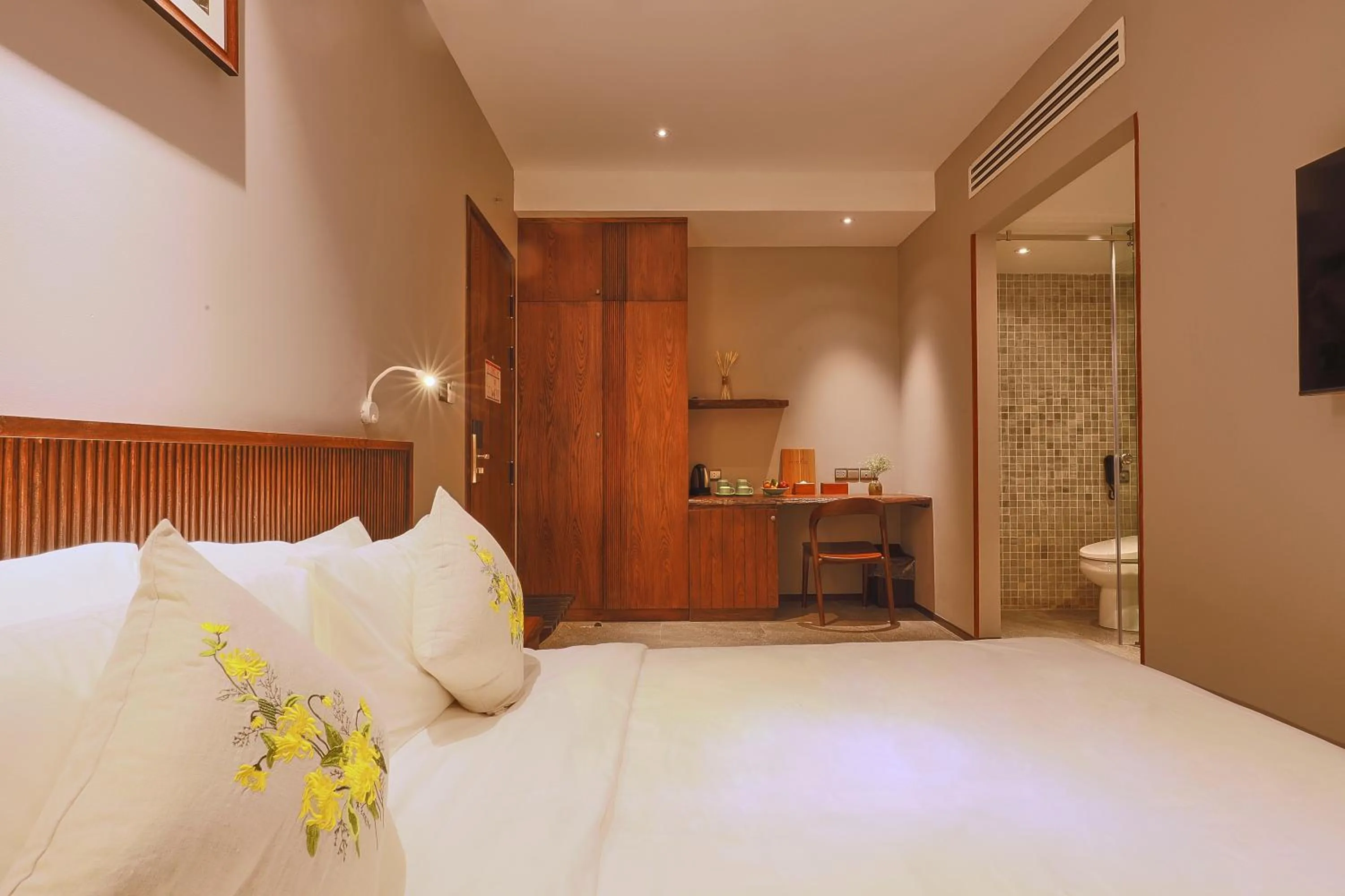 Bedroom, Bed in CHERRY BOUTIQUE HOTEL