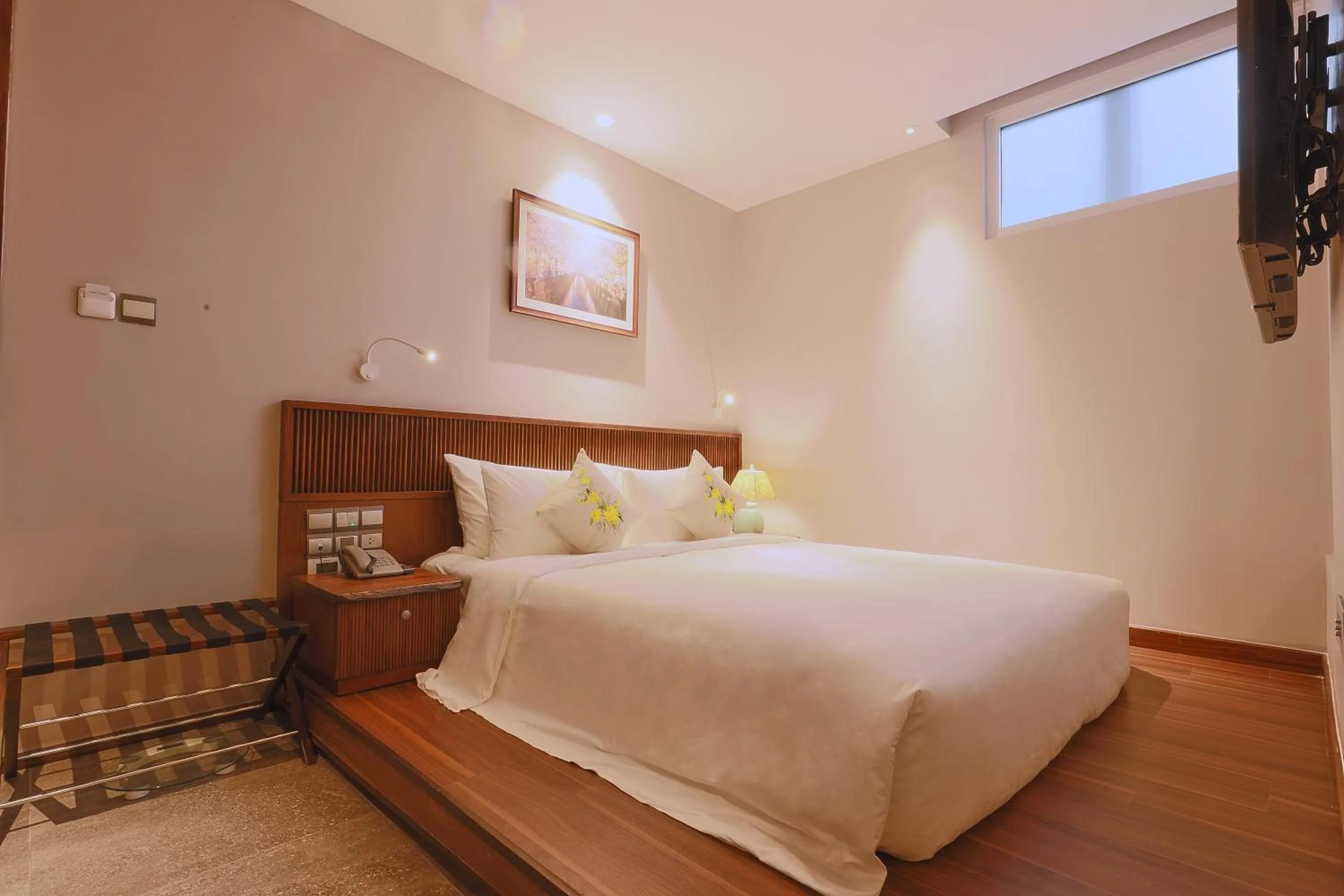 Living room, Bed in CHERRY BOUTIQUE HOTEL