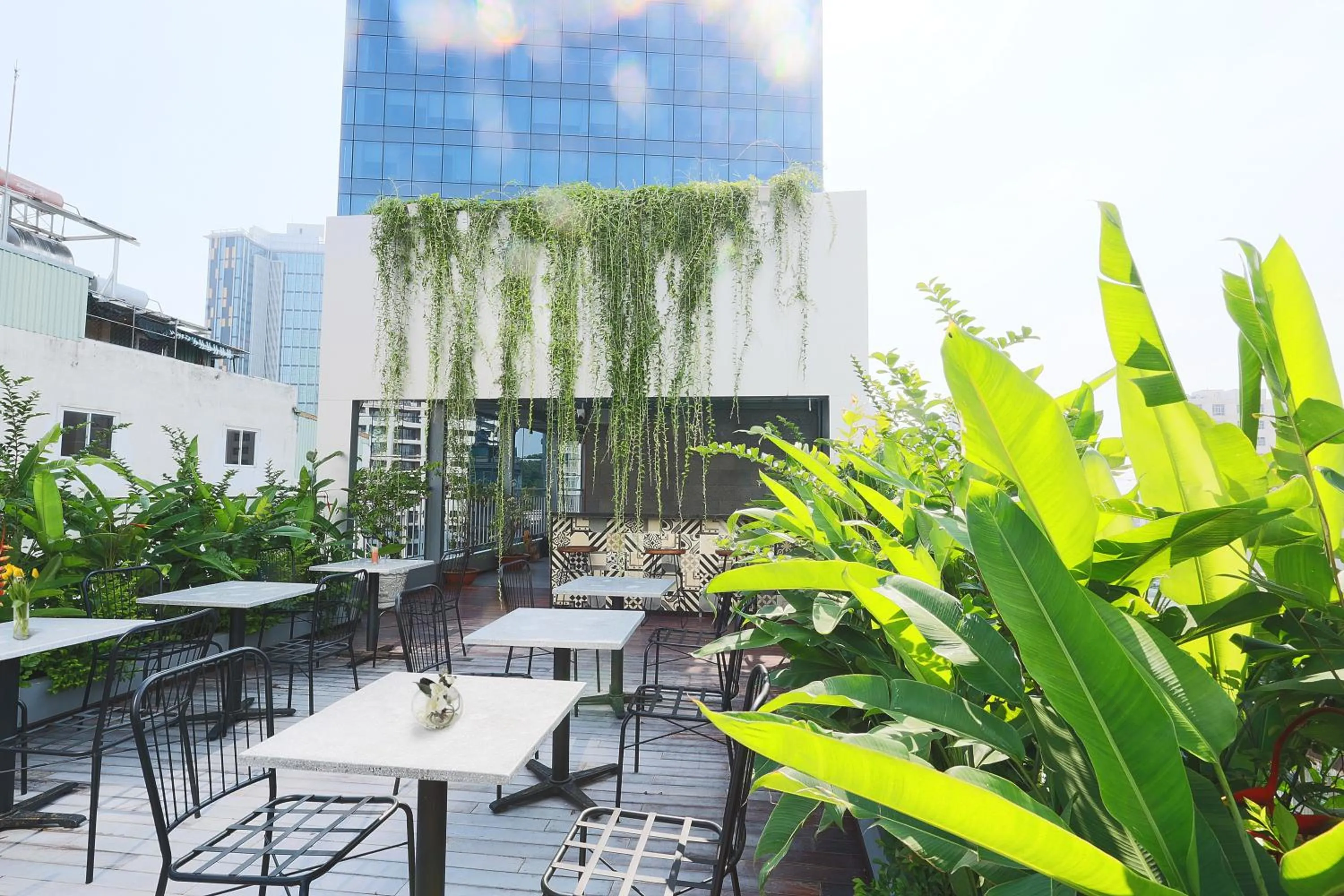 Lounge or bar in CHERRY BOUTIQUE HOTEL